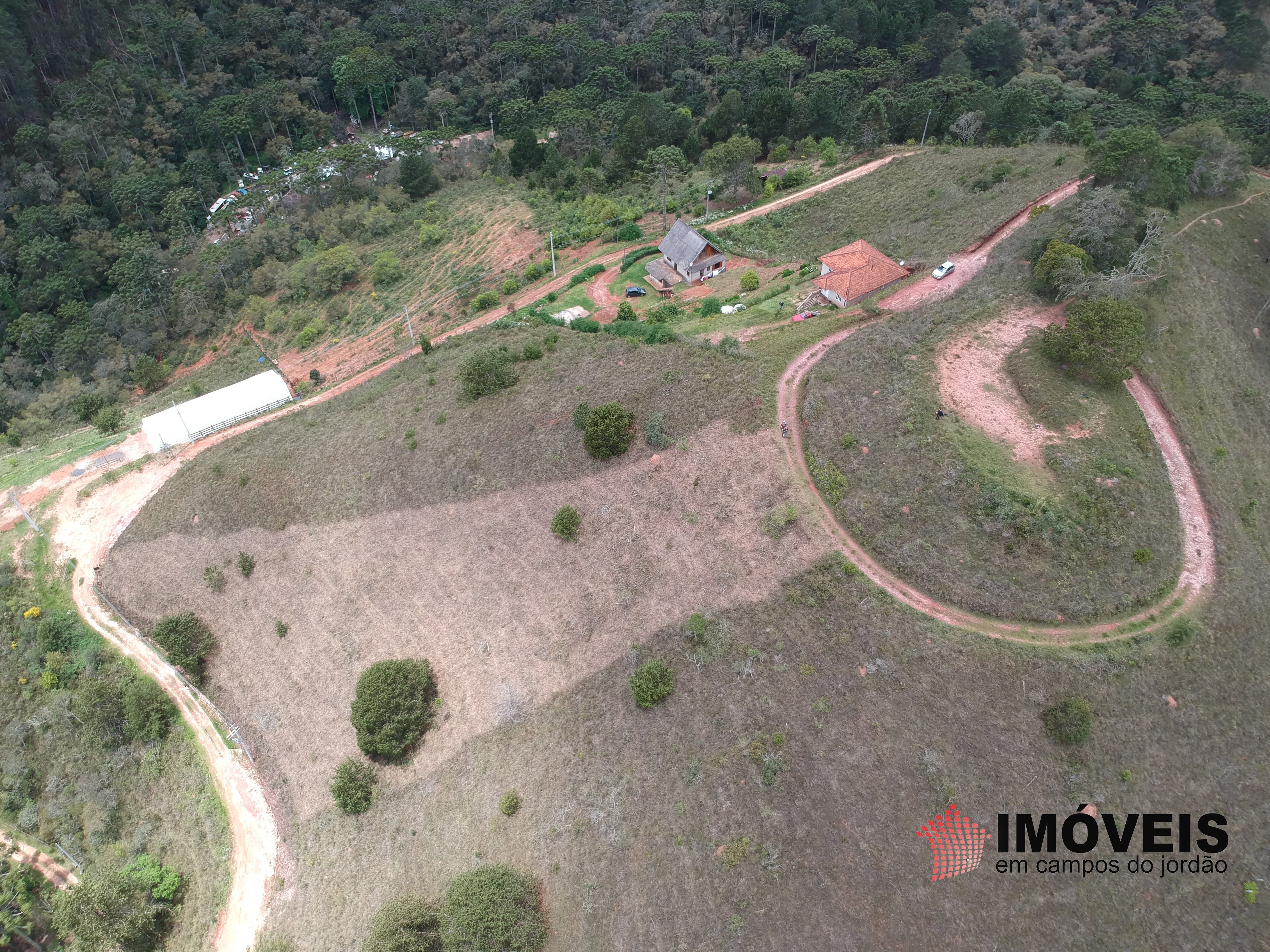 0 para Terrenos - Venda em Campos do Jordão