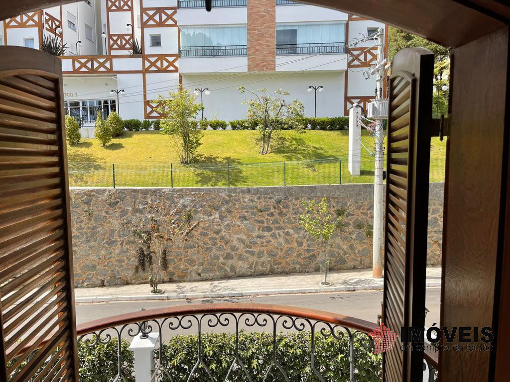 0 para Apartamentos - Venda em Campos do Jordão