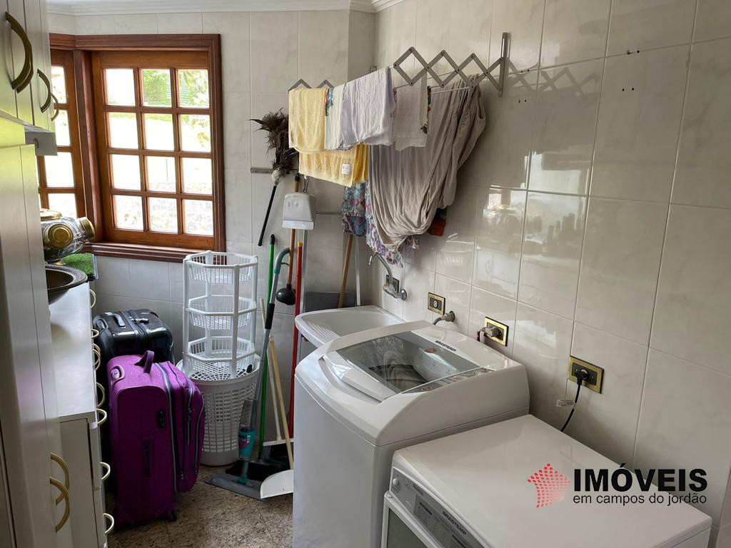 0 para Apartamentos - Venda em Campos do Jordão
