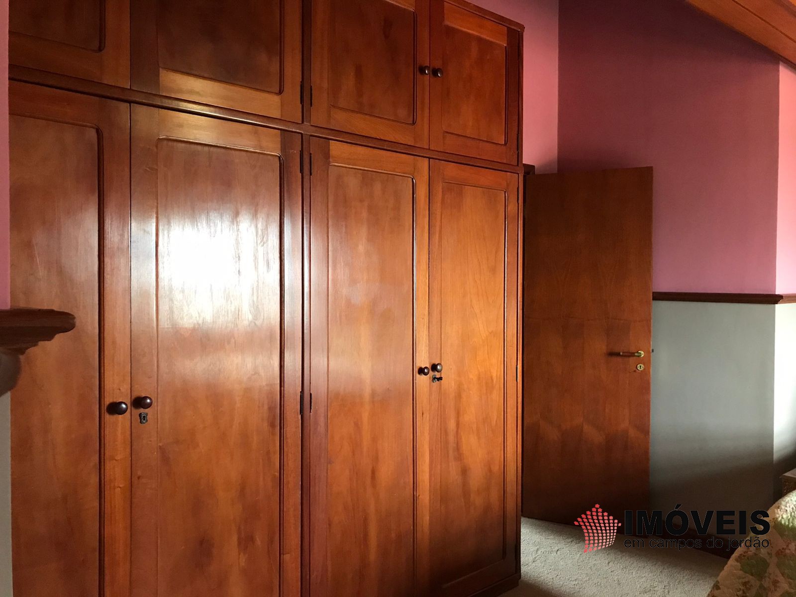 0 para Apartamentos - Venda em Campos do Jordão