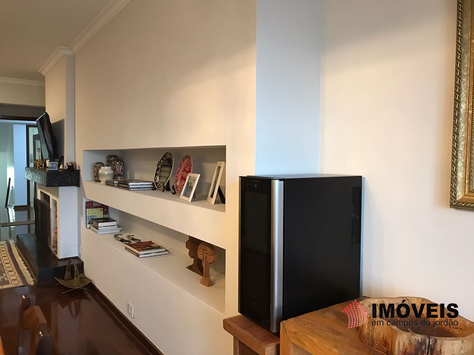 0 para Apartamentos - Venda em Campos do Jordão