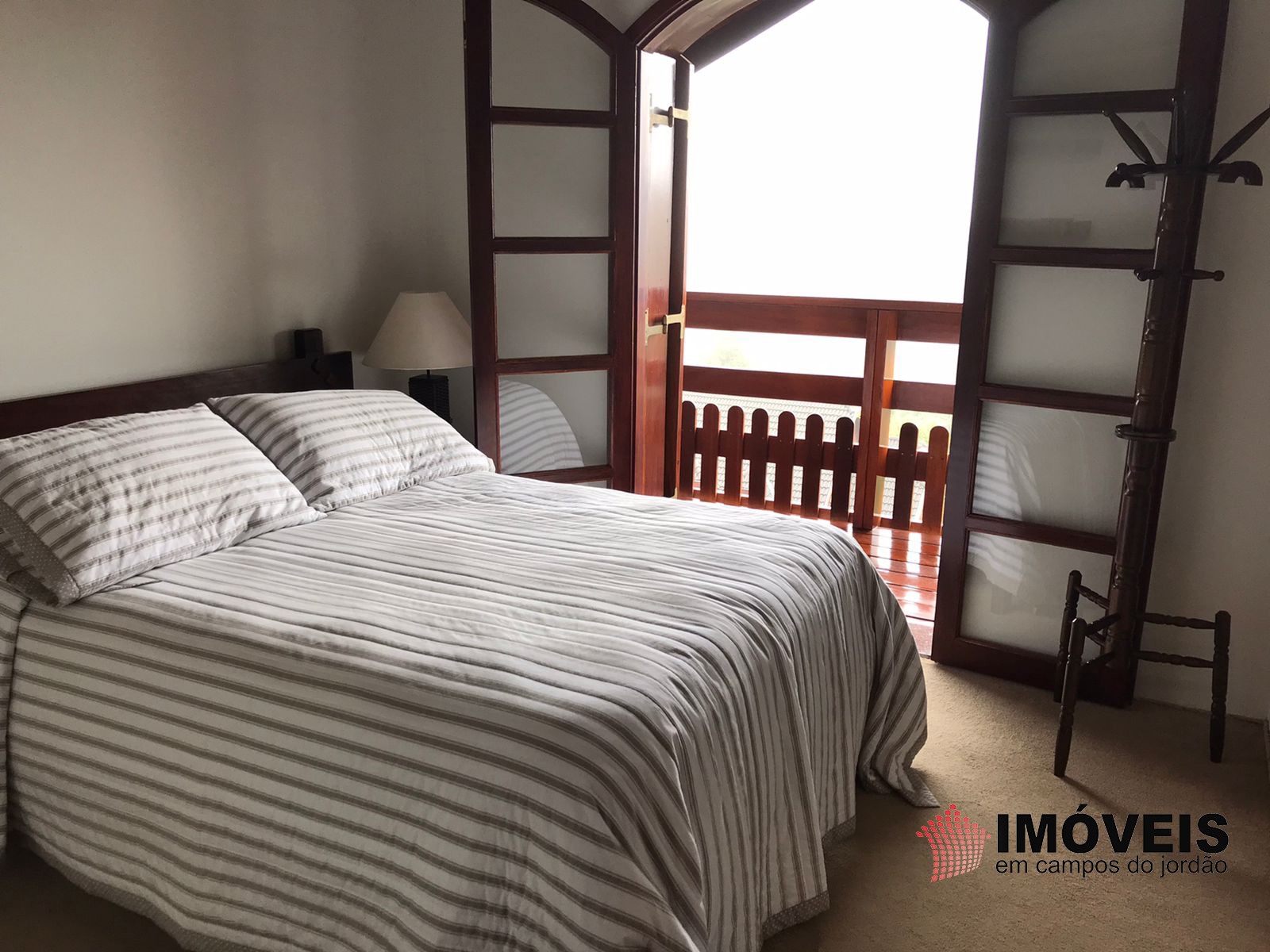 0 para Apartamentos - Venda em Campos do Jordão