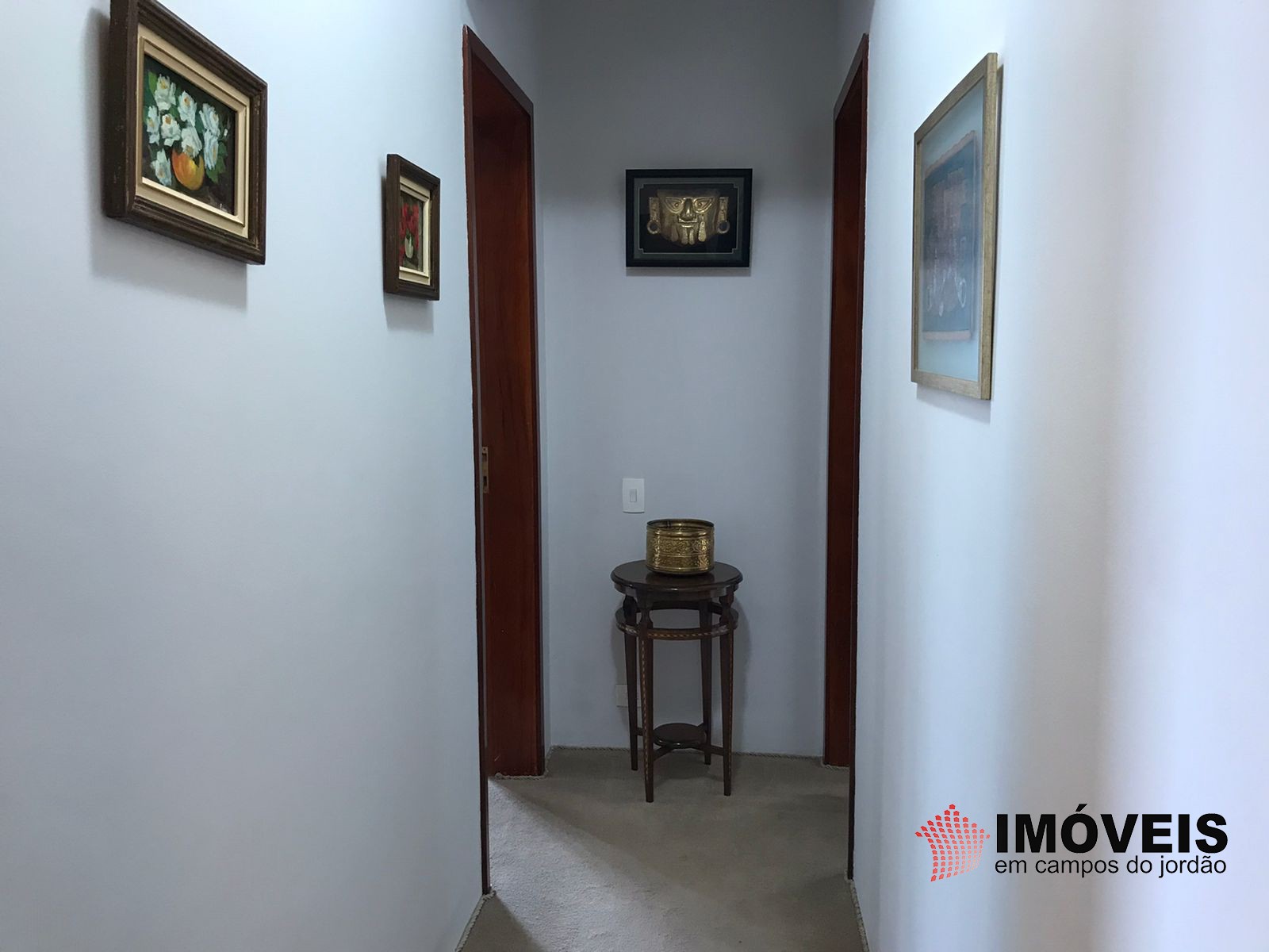 0 para Apartamentos - Venda em Campos do Jordão