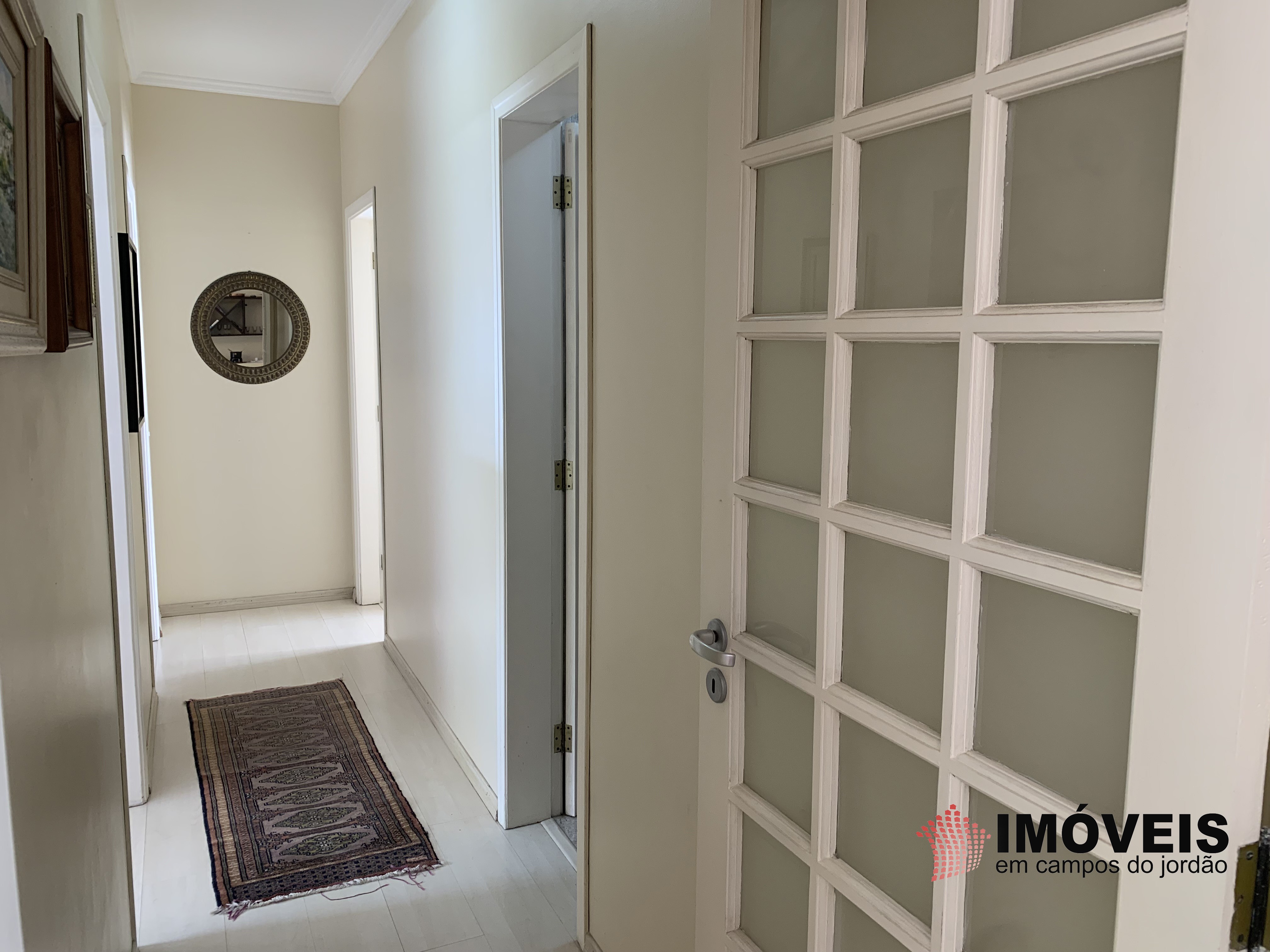 0 para Apartamentos - Venda em Campos do Jordão