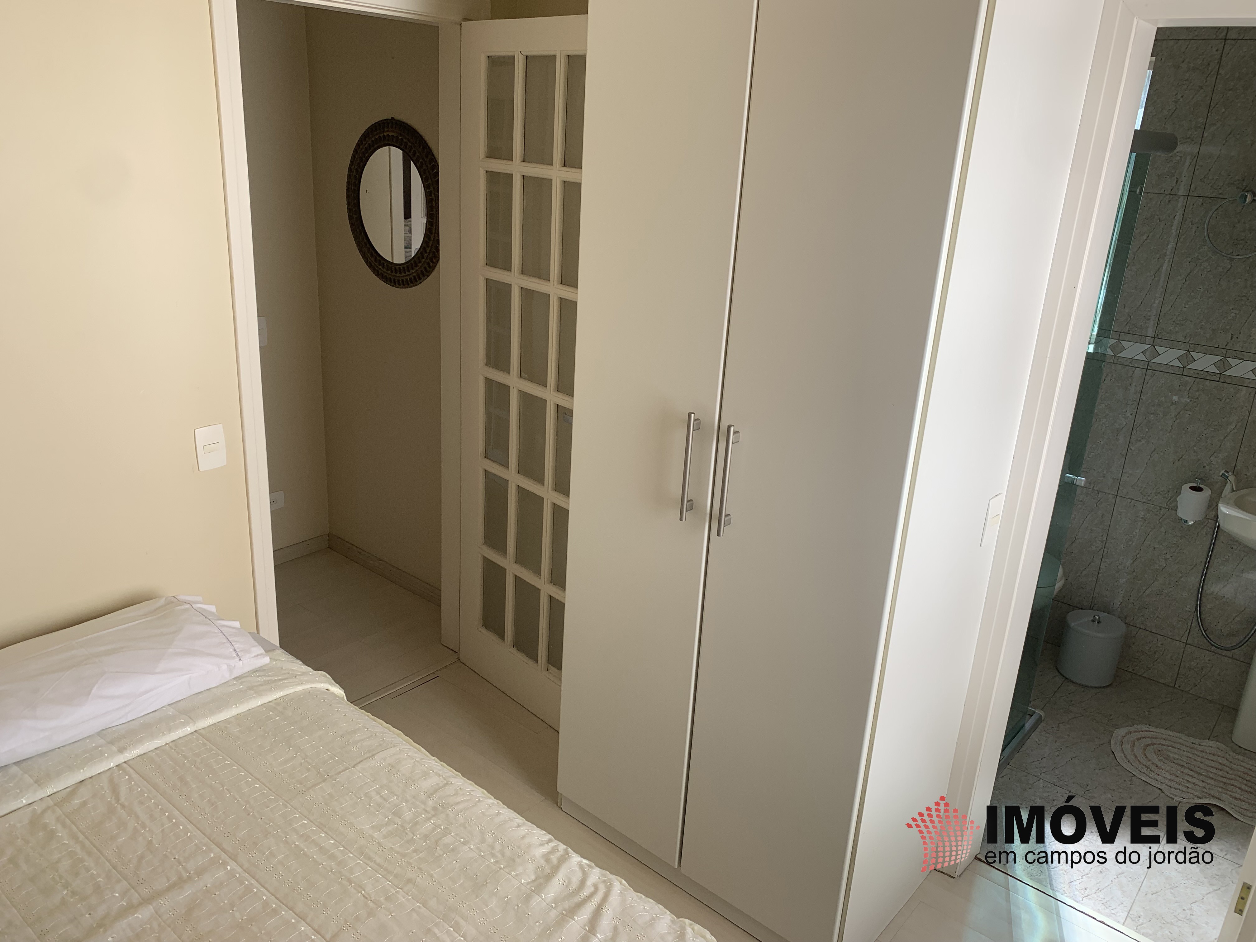0 para Apartamentos - Venda em Campos do Jordão