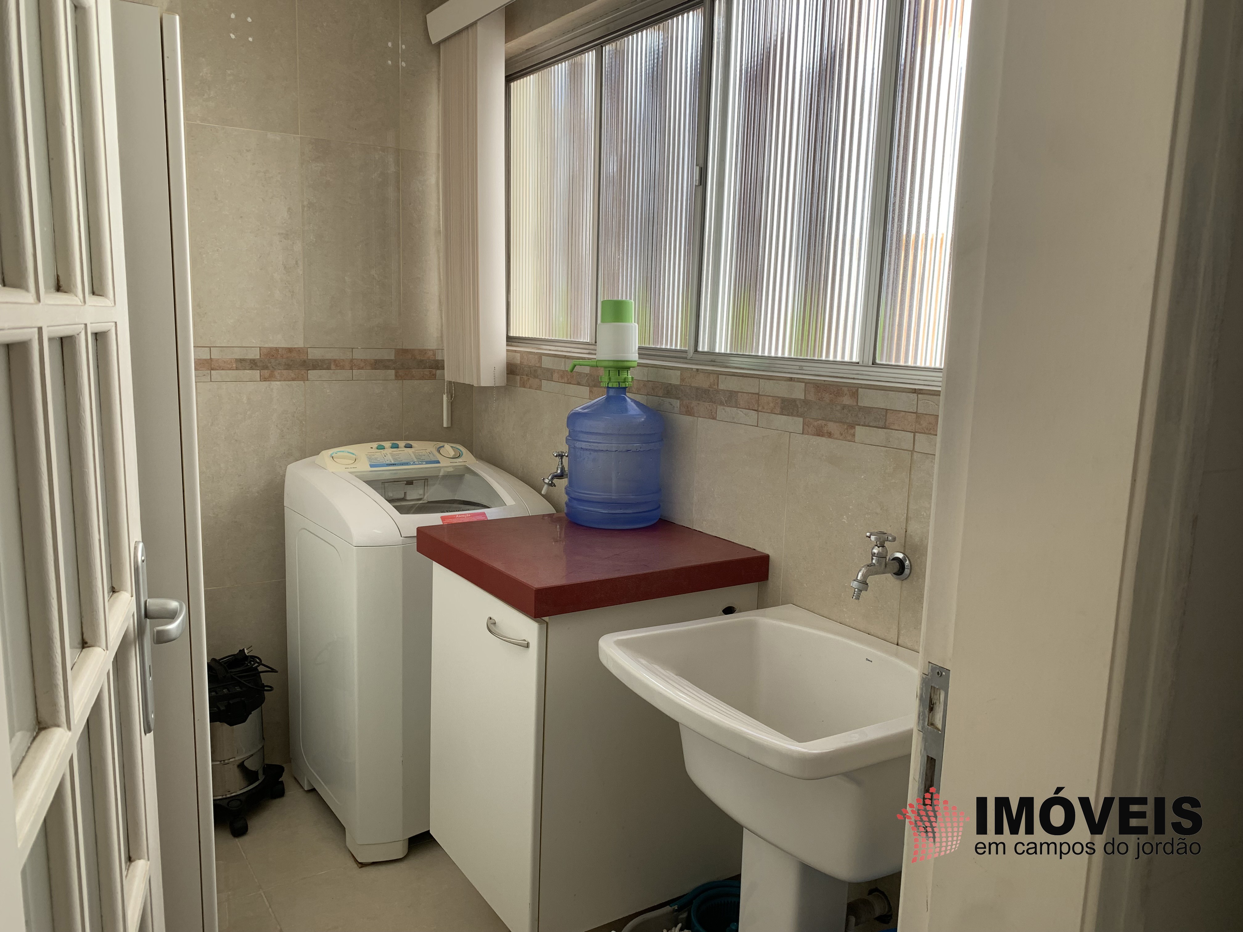 0 para Apartamentos - Venda em Campos do Jordão