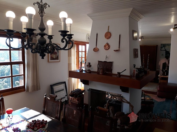0 para Apartamentos - Venda em Campos do Jordão
