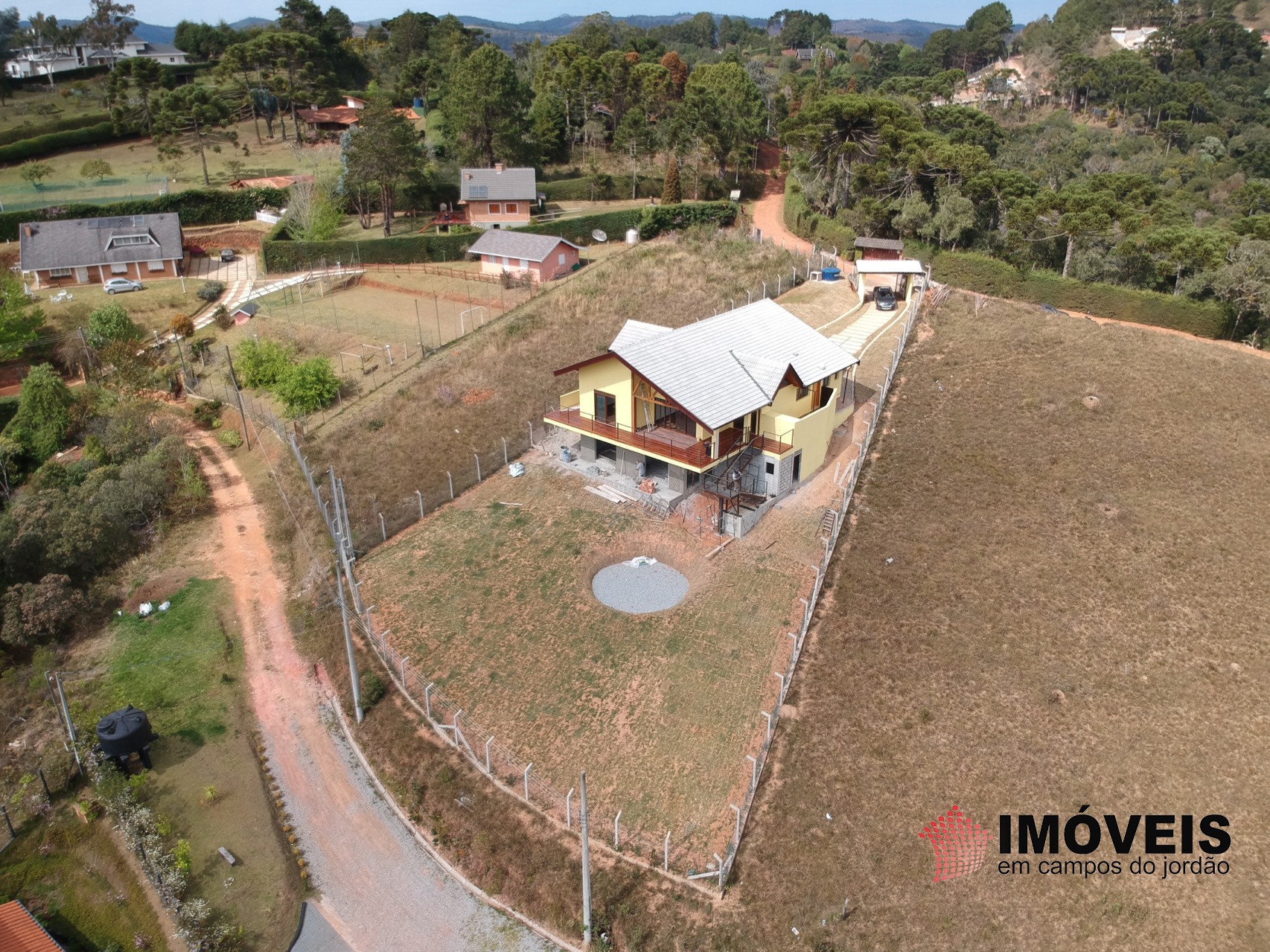 0 para Casas - Venda em Campos do Jordão