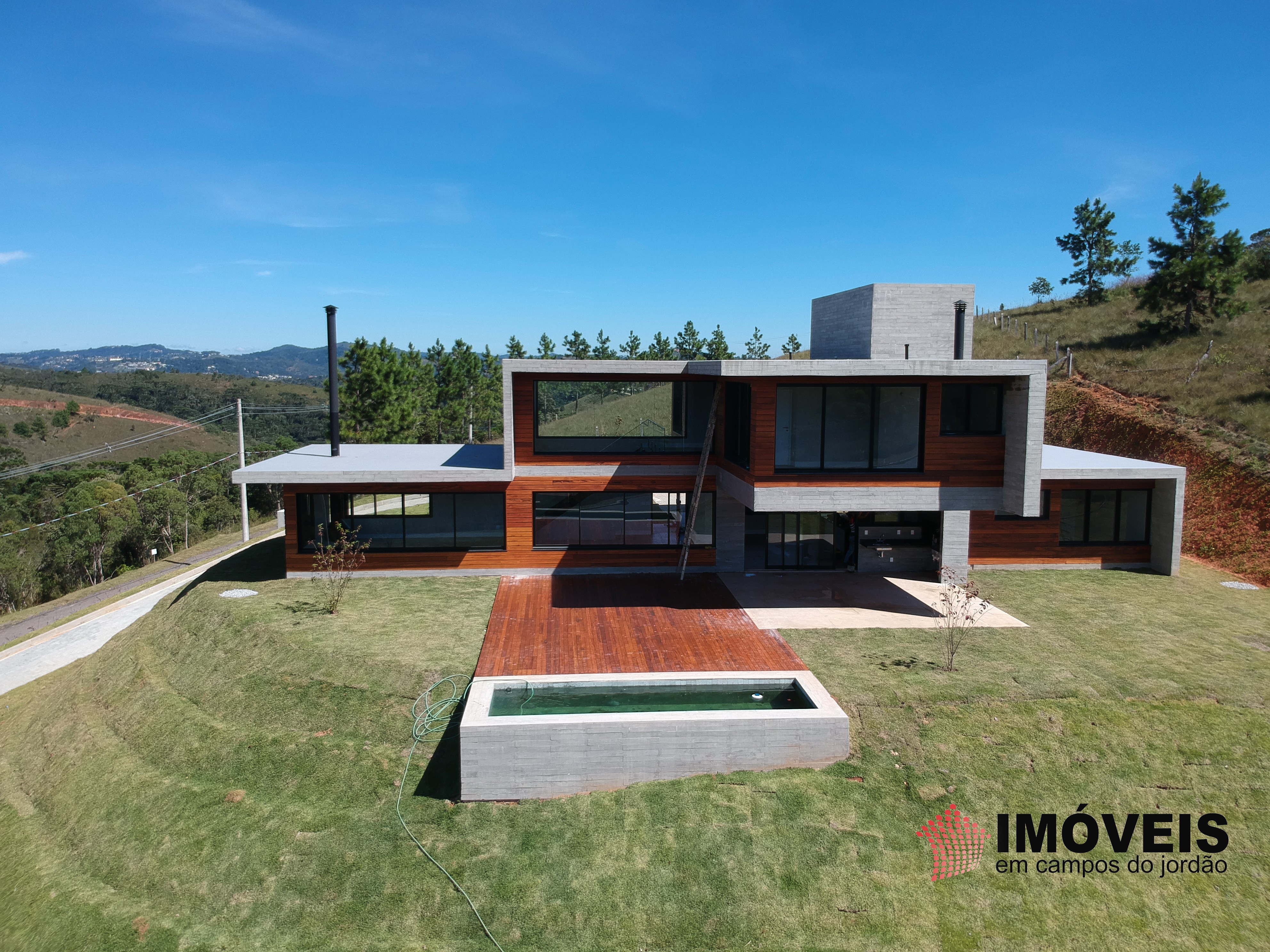 0 para Casas - Venda em Campos do Jordão