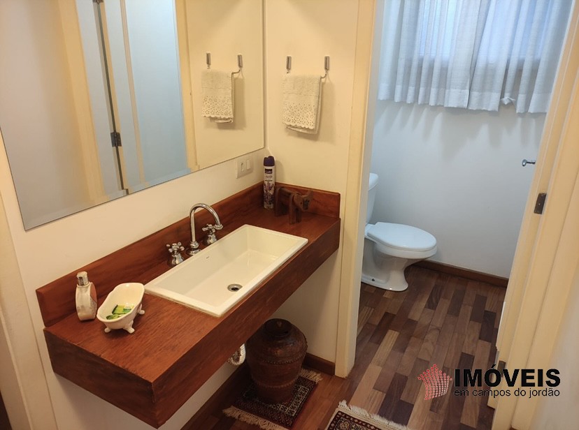 0 para Apartamentos - Venda em Campos do Jordão