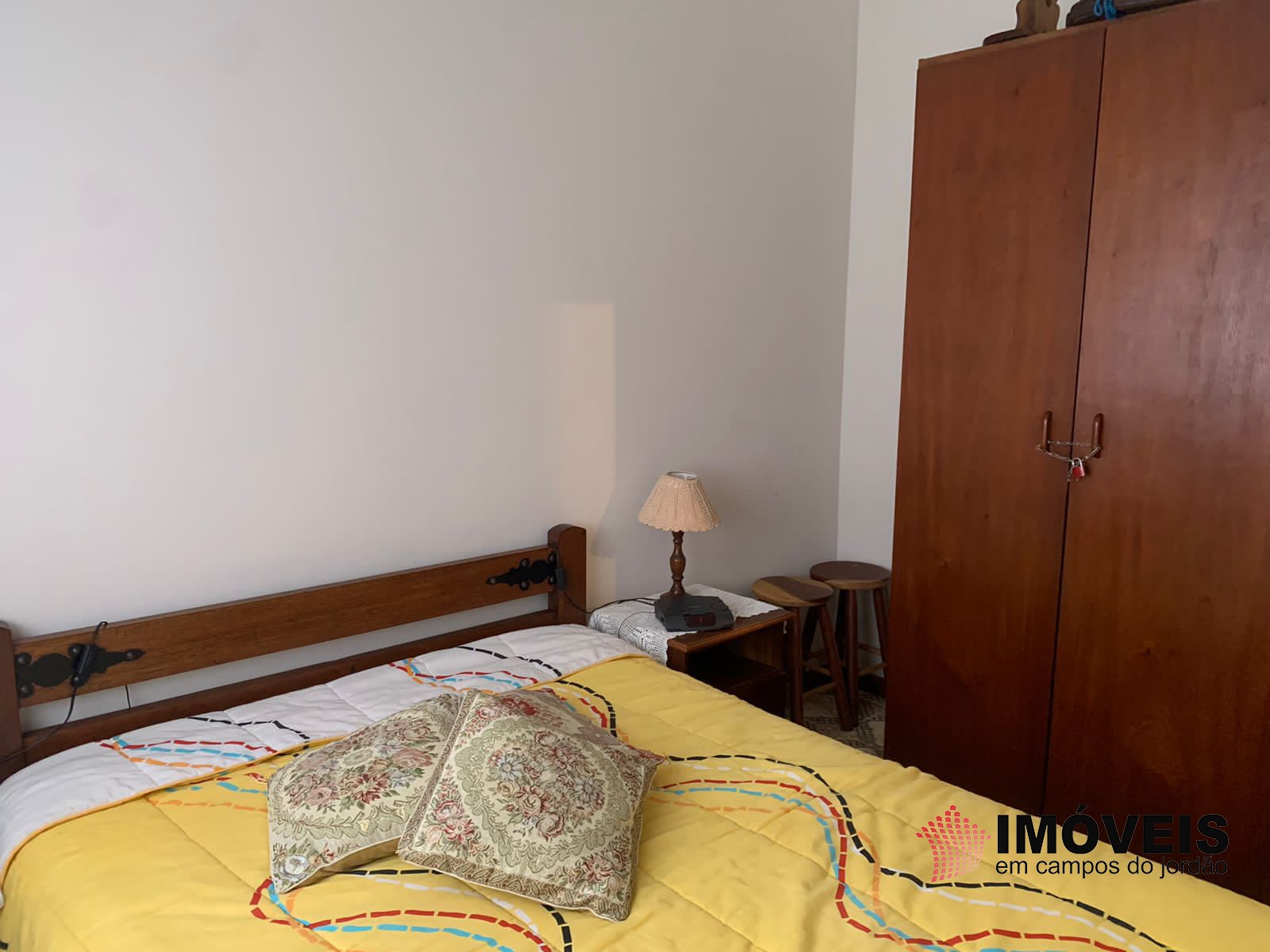 0 para Apartamentos - Venda em Campos do Jordão