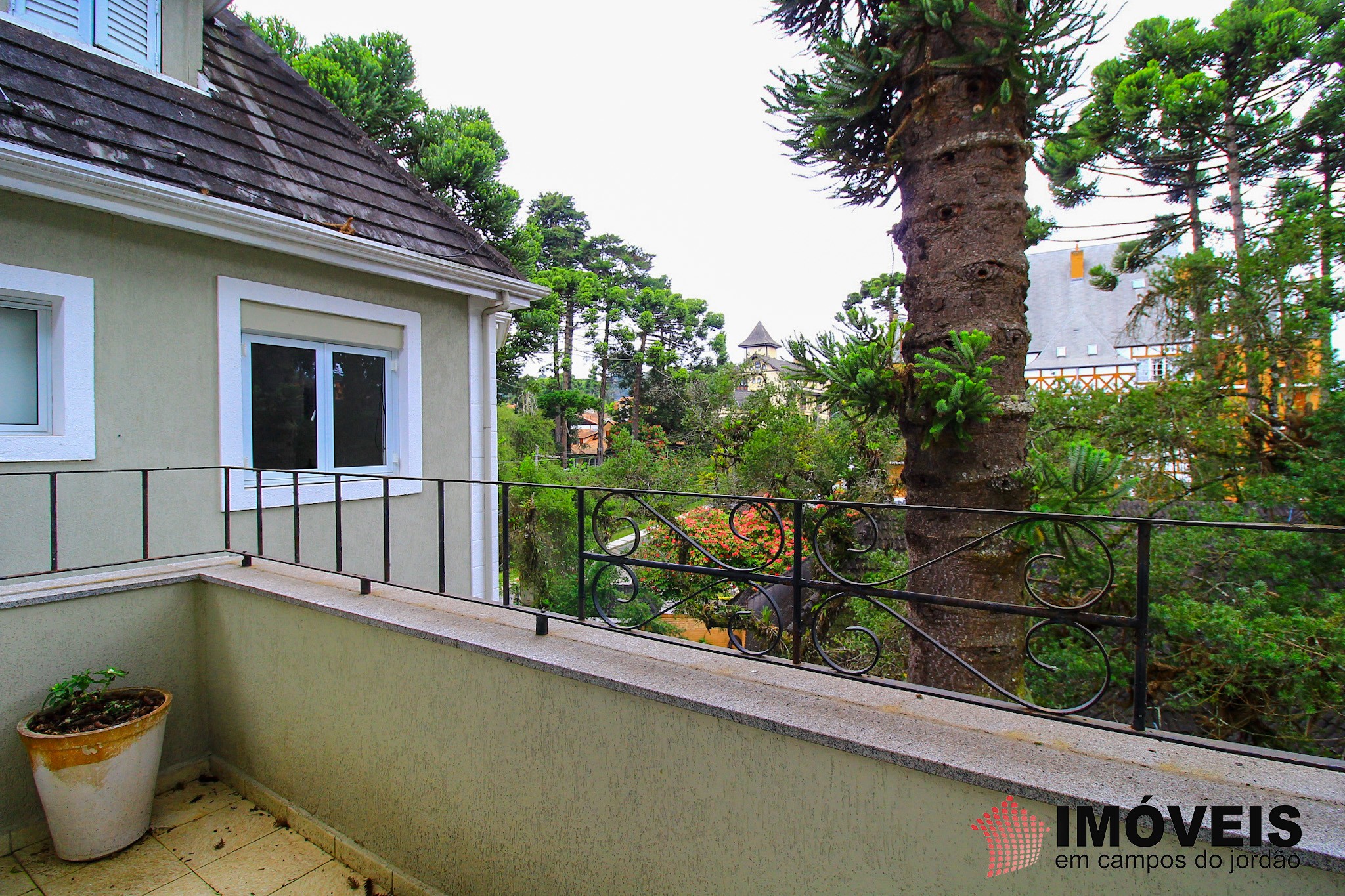 0 para Apartamentos - Venda em Campos do Jordão