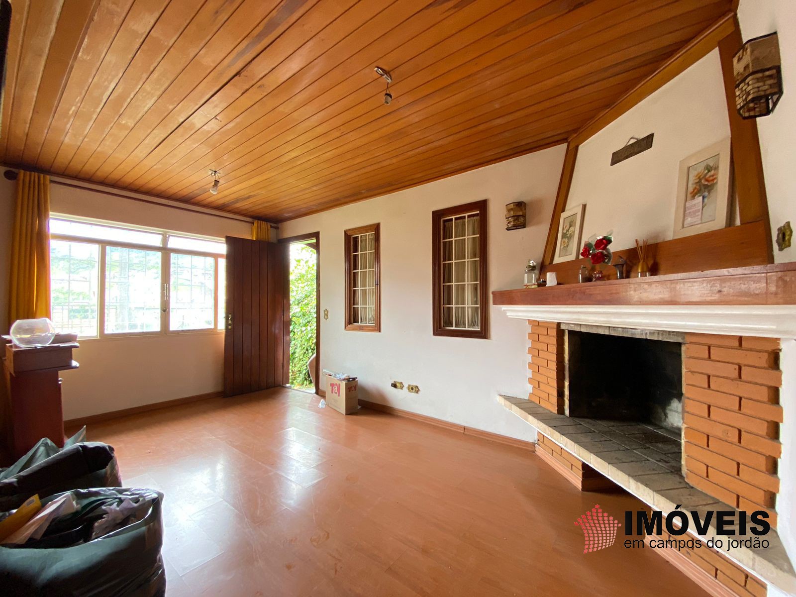 0 para Casas - Venda em Campos do Jordão