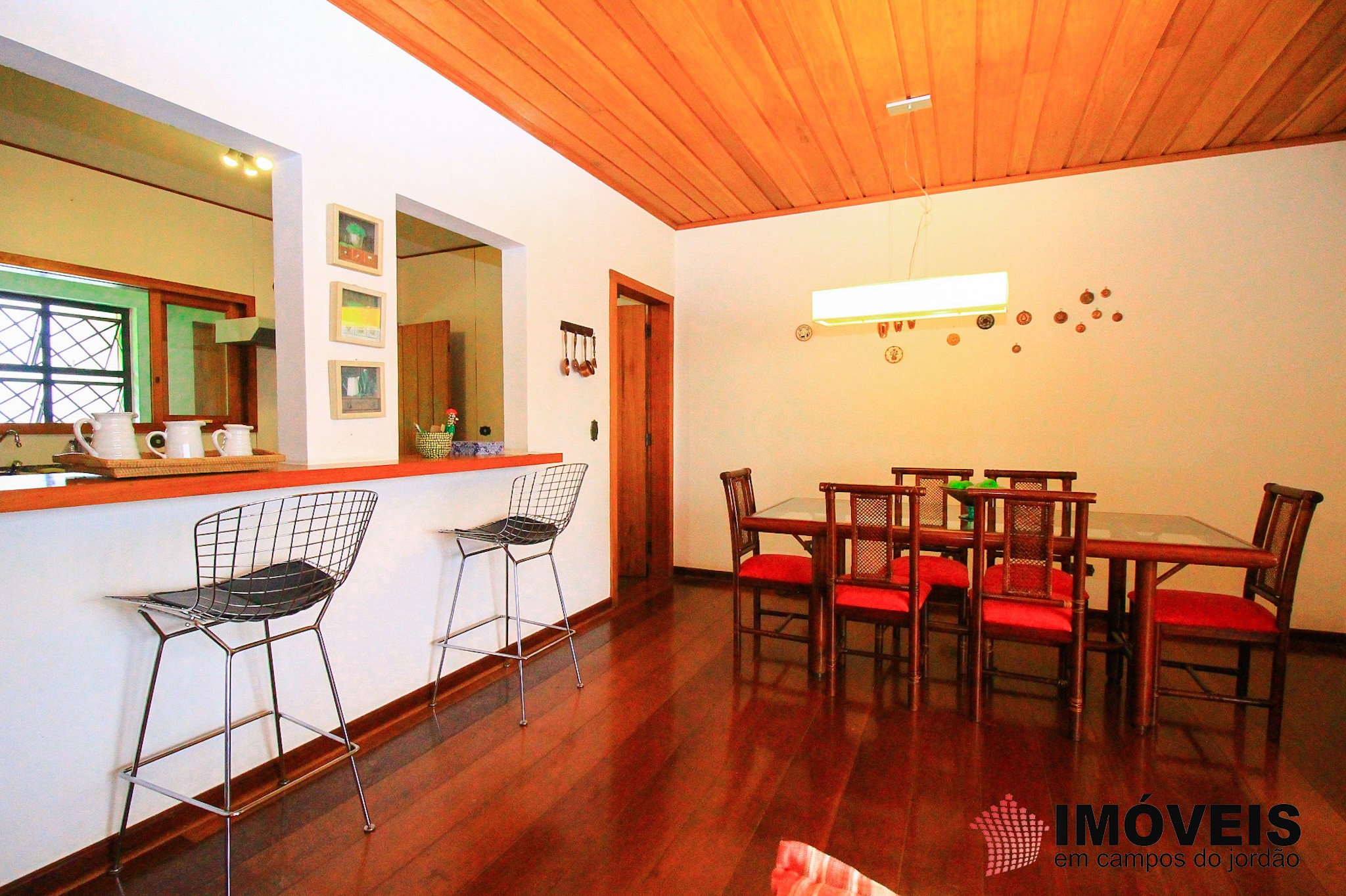 0 para Apartamentos - Venda em Campos do Jordão