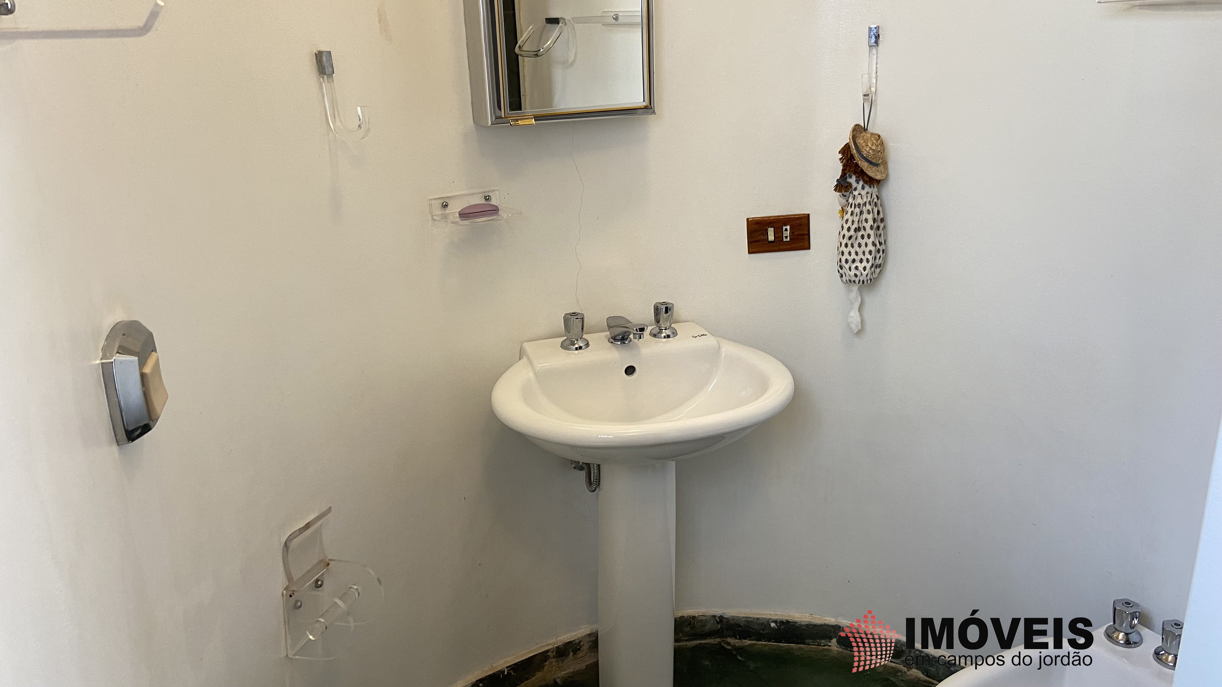 0 para Apartamentos - Venda em Campos do Jordão