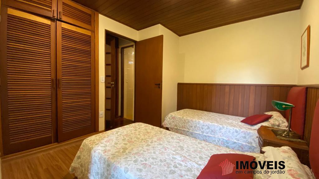 0 para Apartamentos - Venda em Campos do Jordão