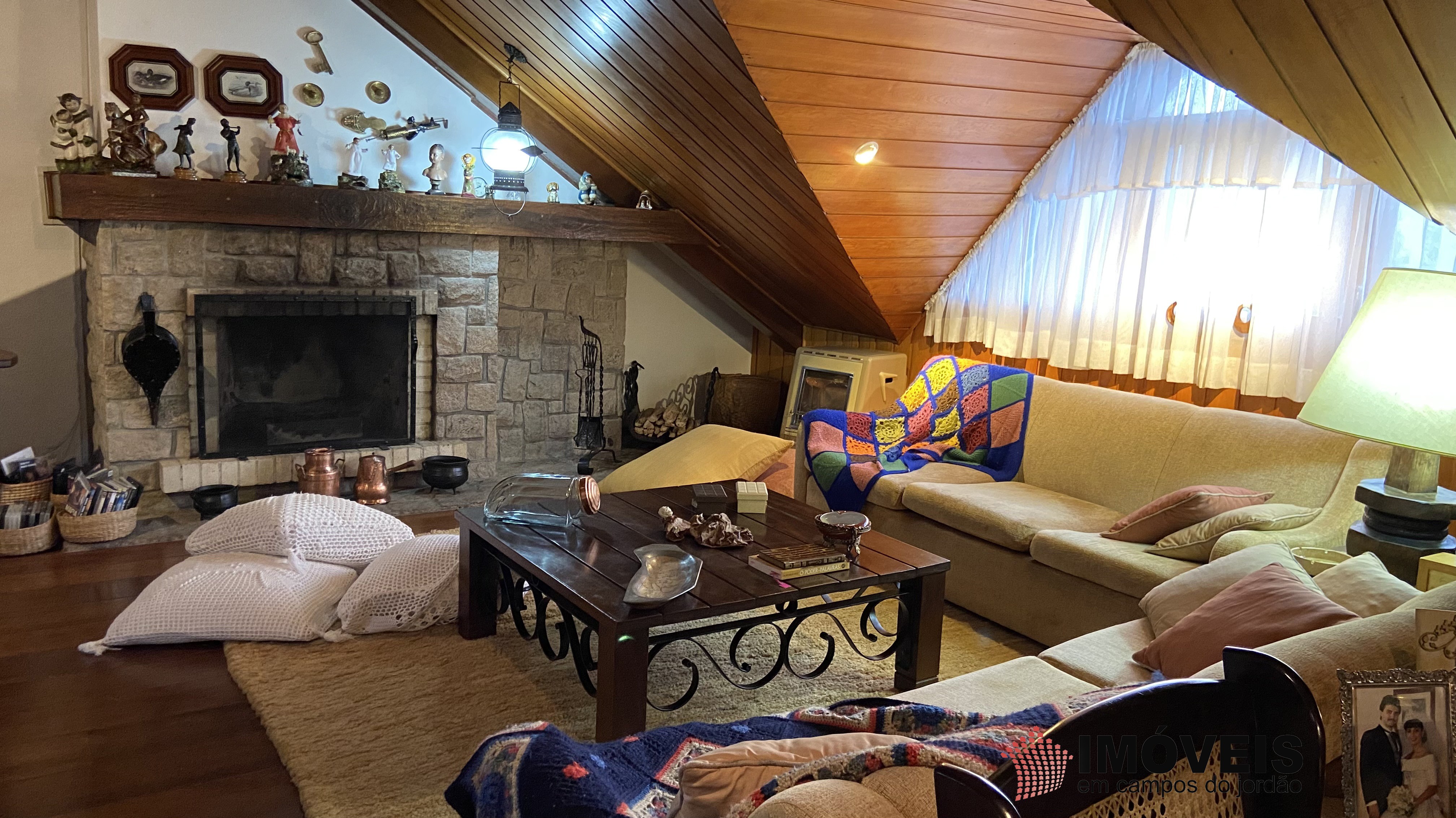0 para Apartamentos - Venda em Campos do Jordão