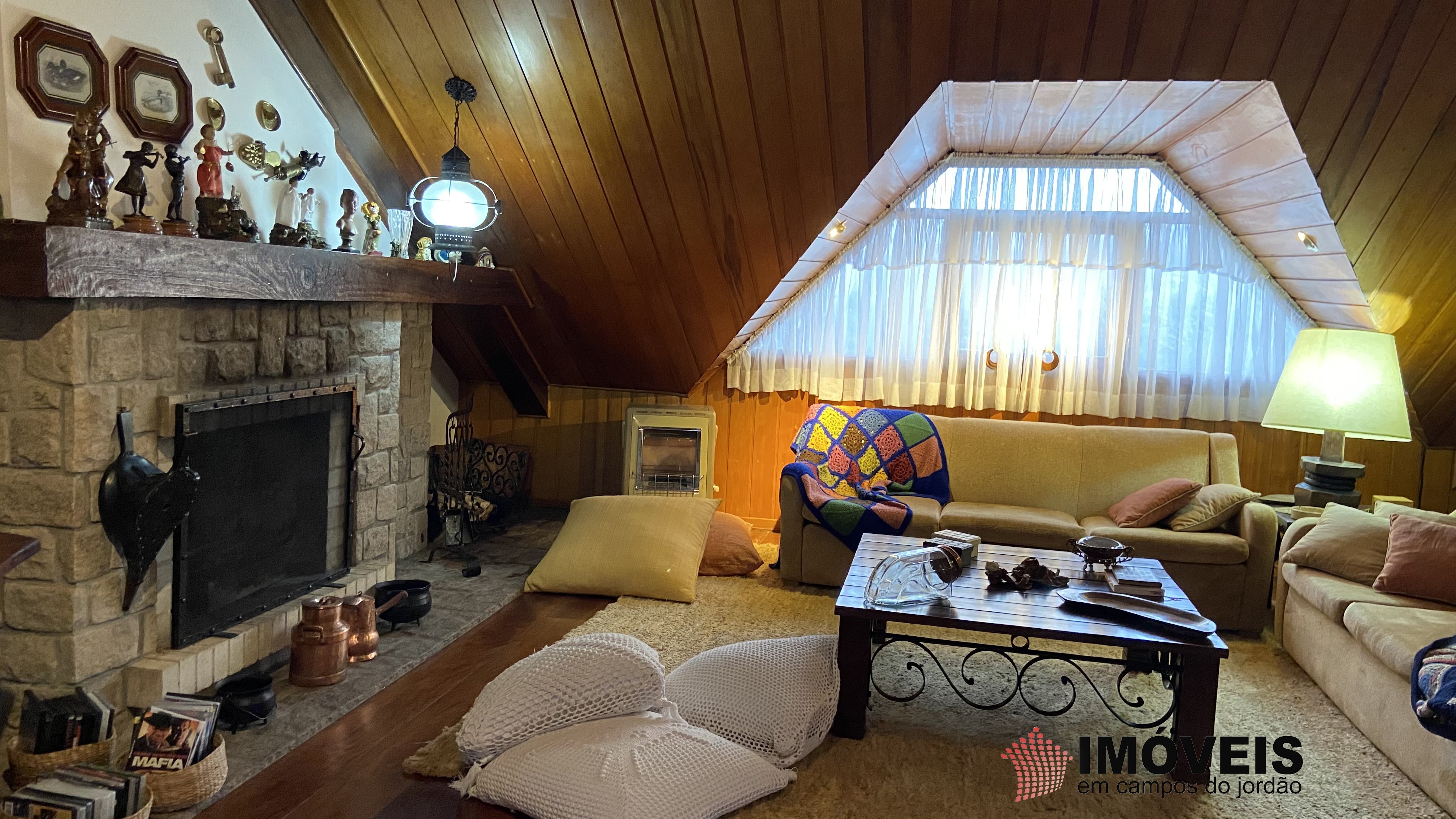0 para Apartamentos - Venda em Campos do Jordão