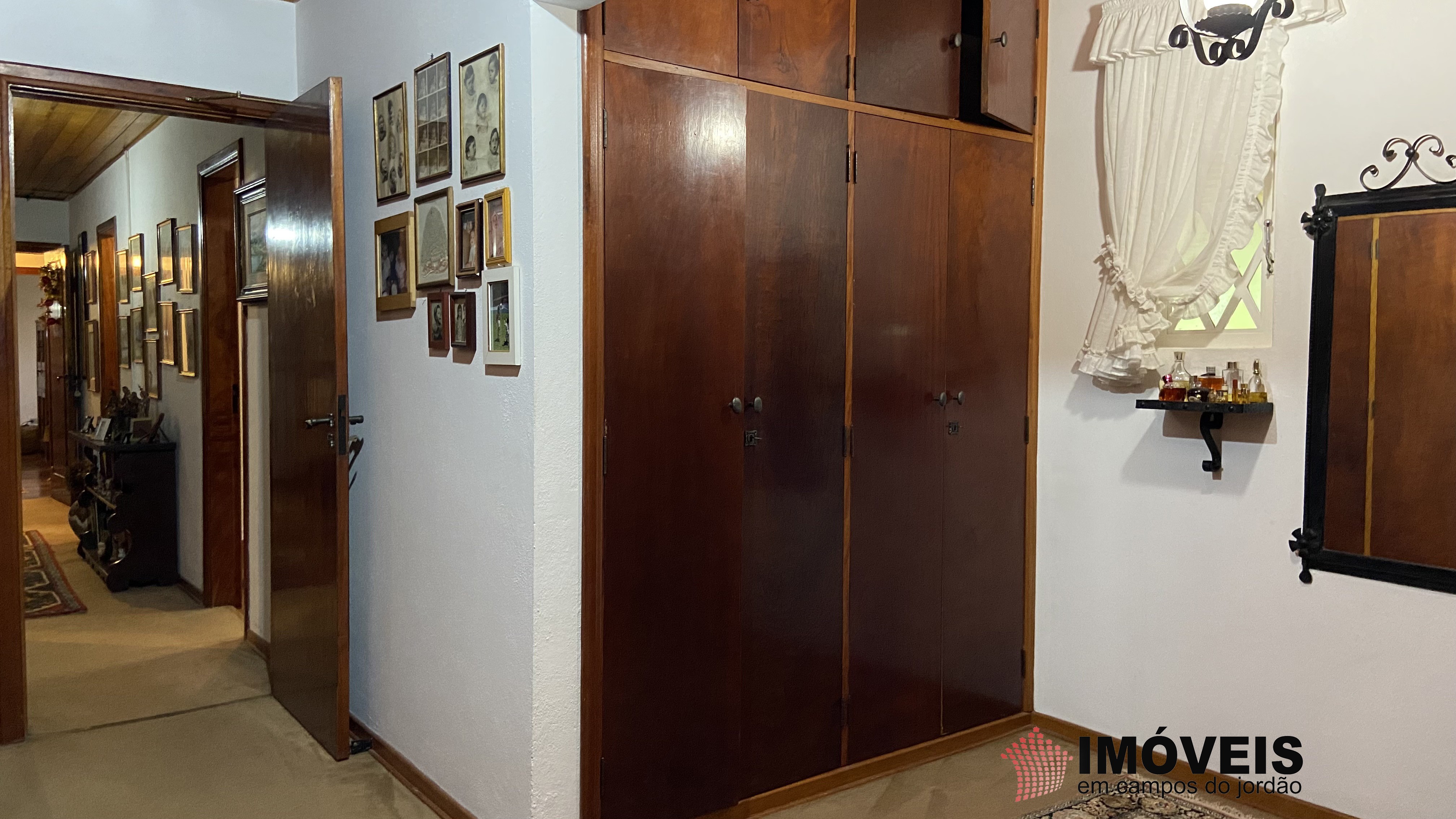 0 para Apartamentos - Venda em Campos do Jordão