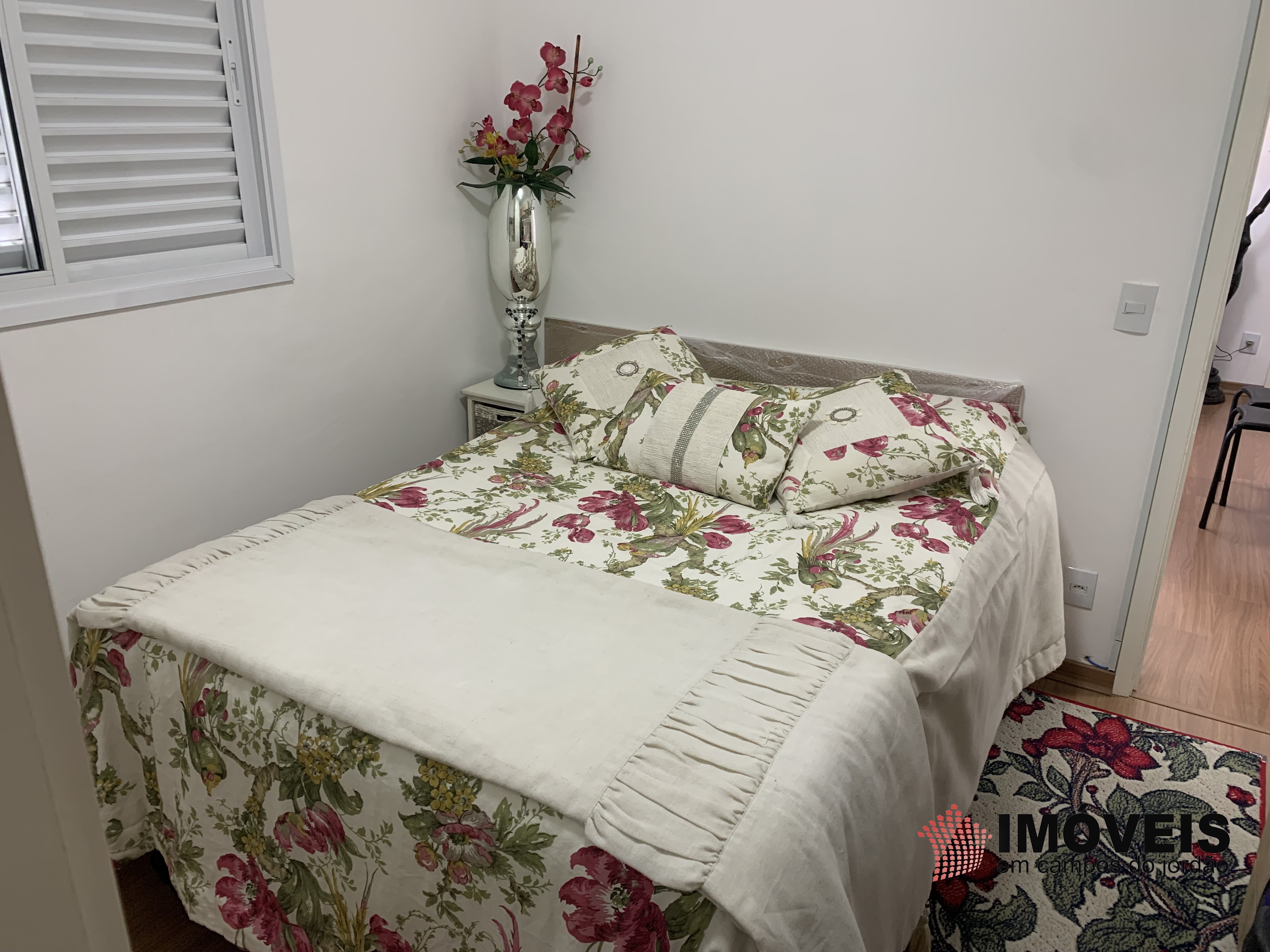 0 para Apartamentos - Venda em Campos do Jordão