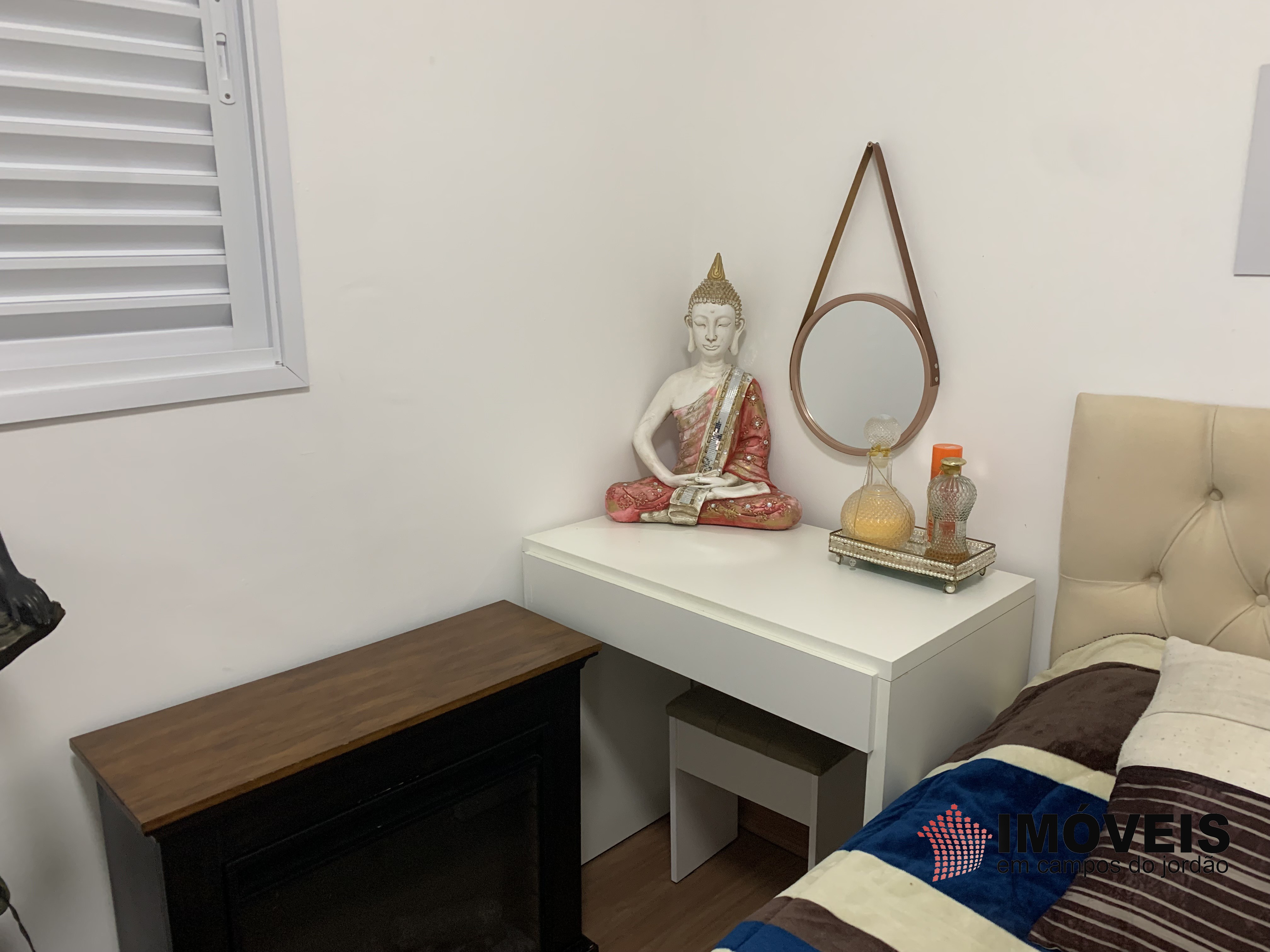 0 para Apartamentos - Venda em Campos do Jordão