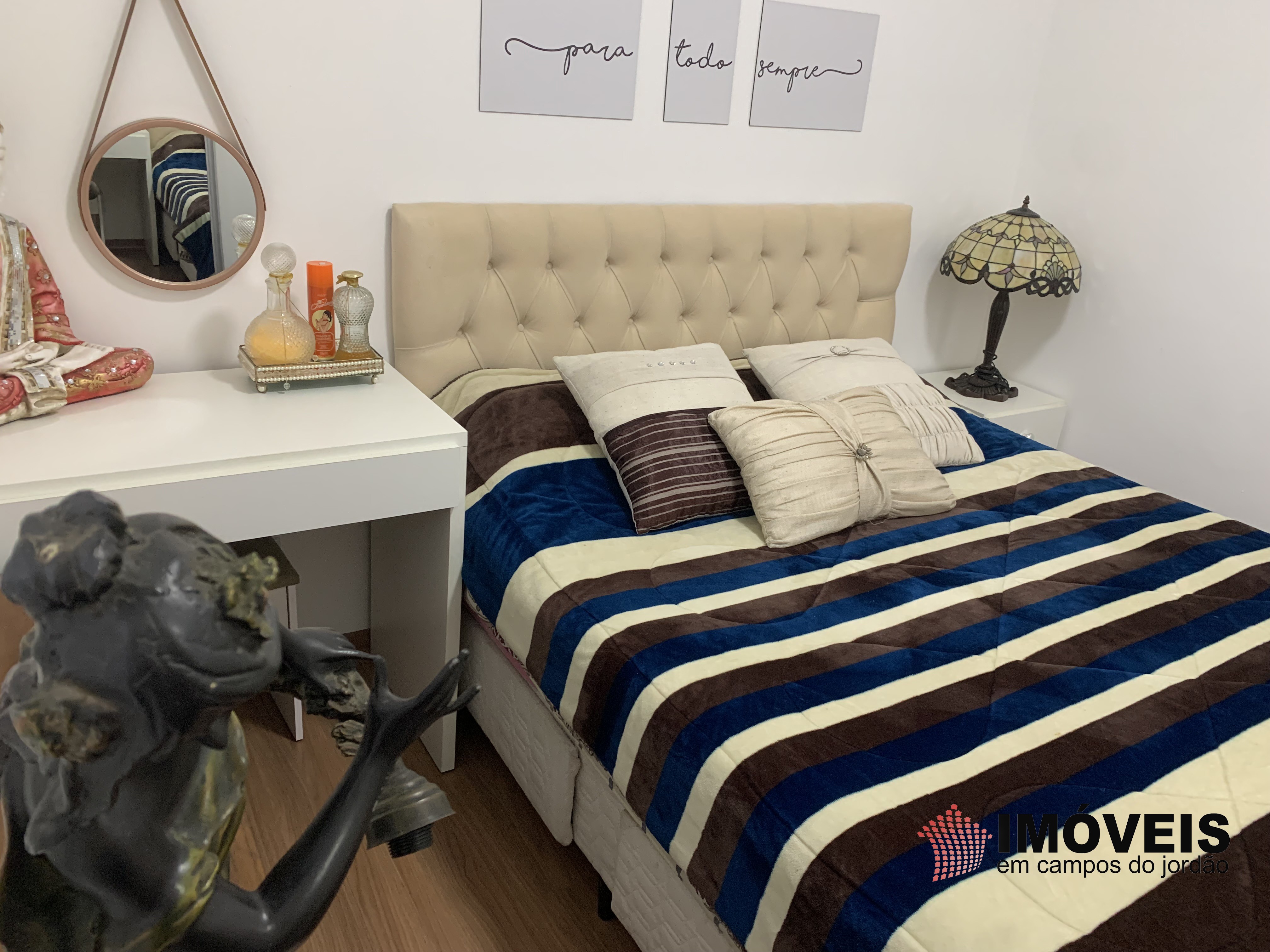 0 para Apartamentos - Venda em Campos do Jordão