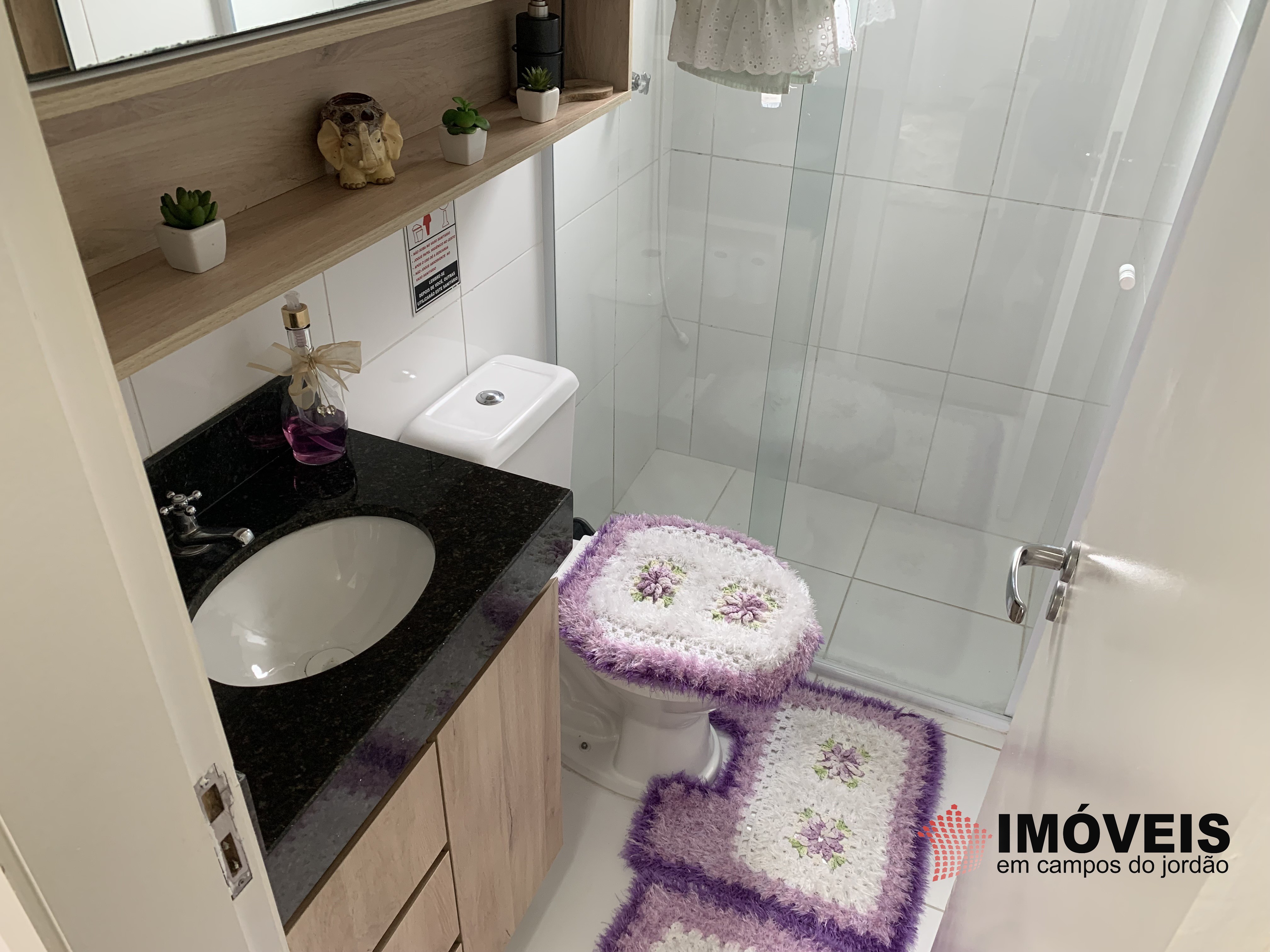 0 para Apartamentos - Venda em Campos do Jordão