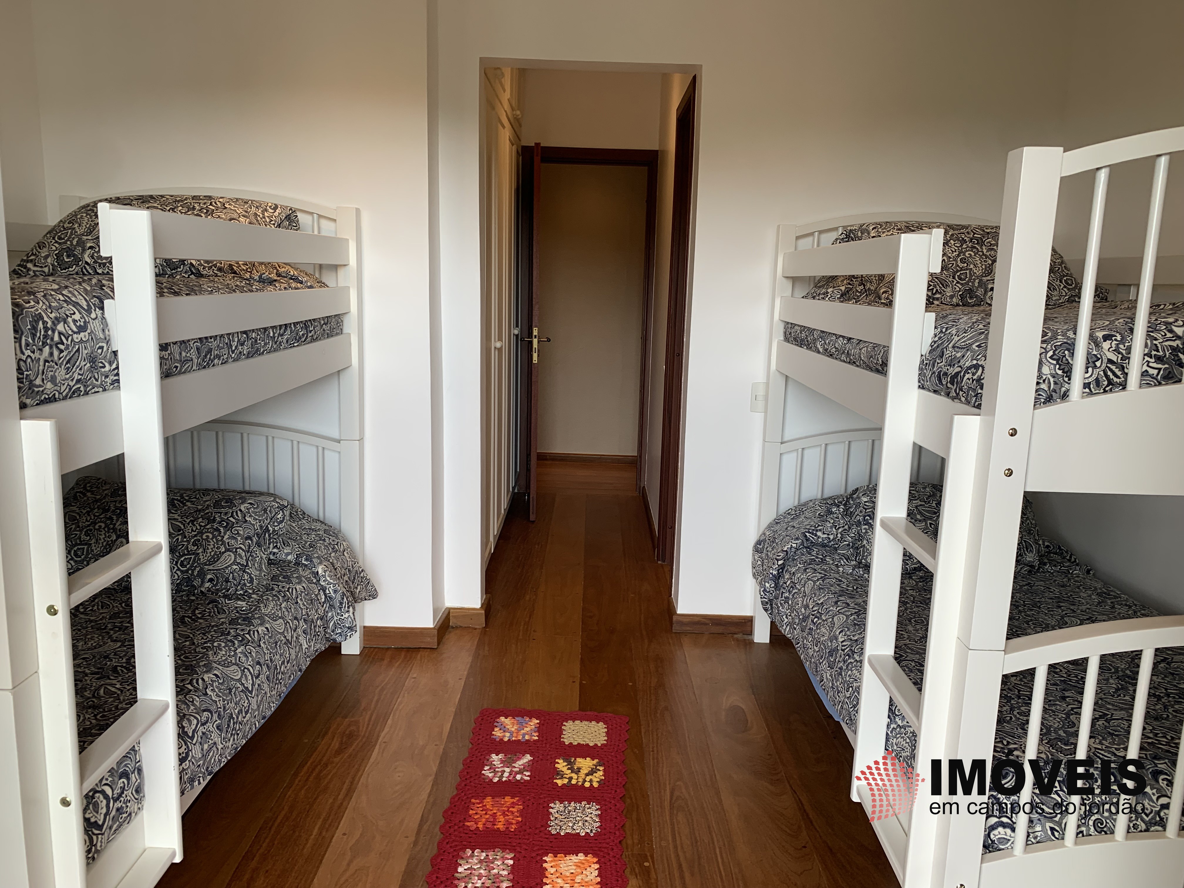 0 para Apartamentos - Venda em Campos do Jordão