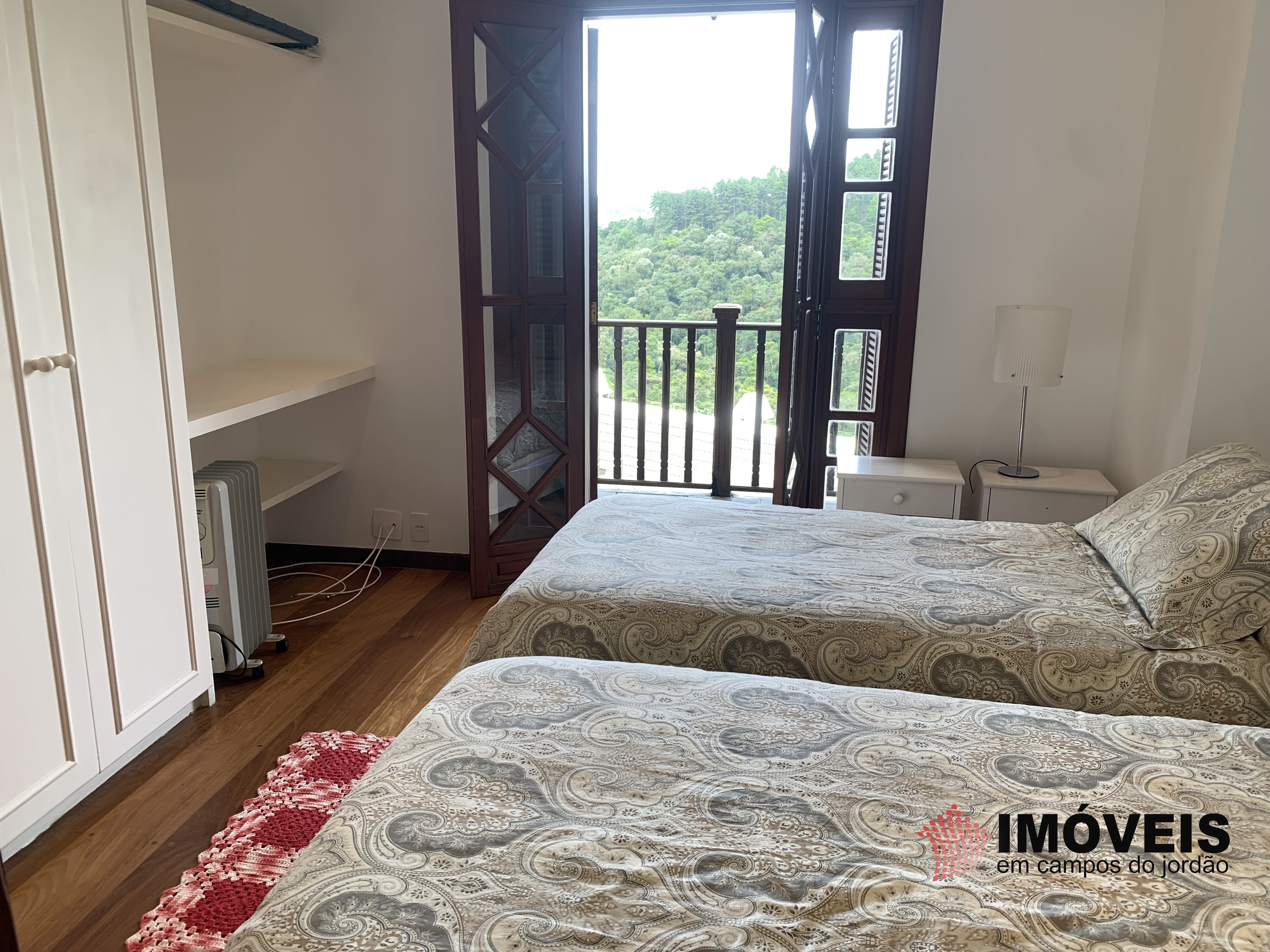 0 para Apartamentos - Venda em Campos do Jordão