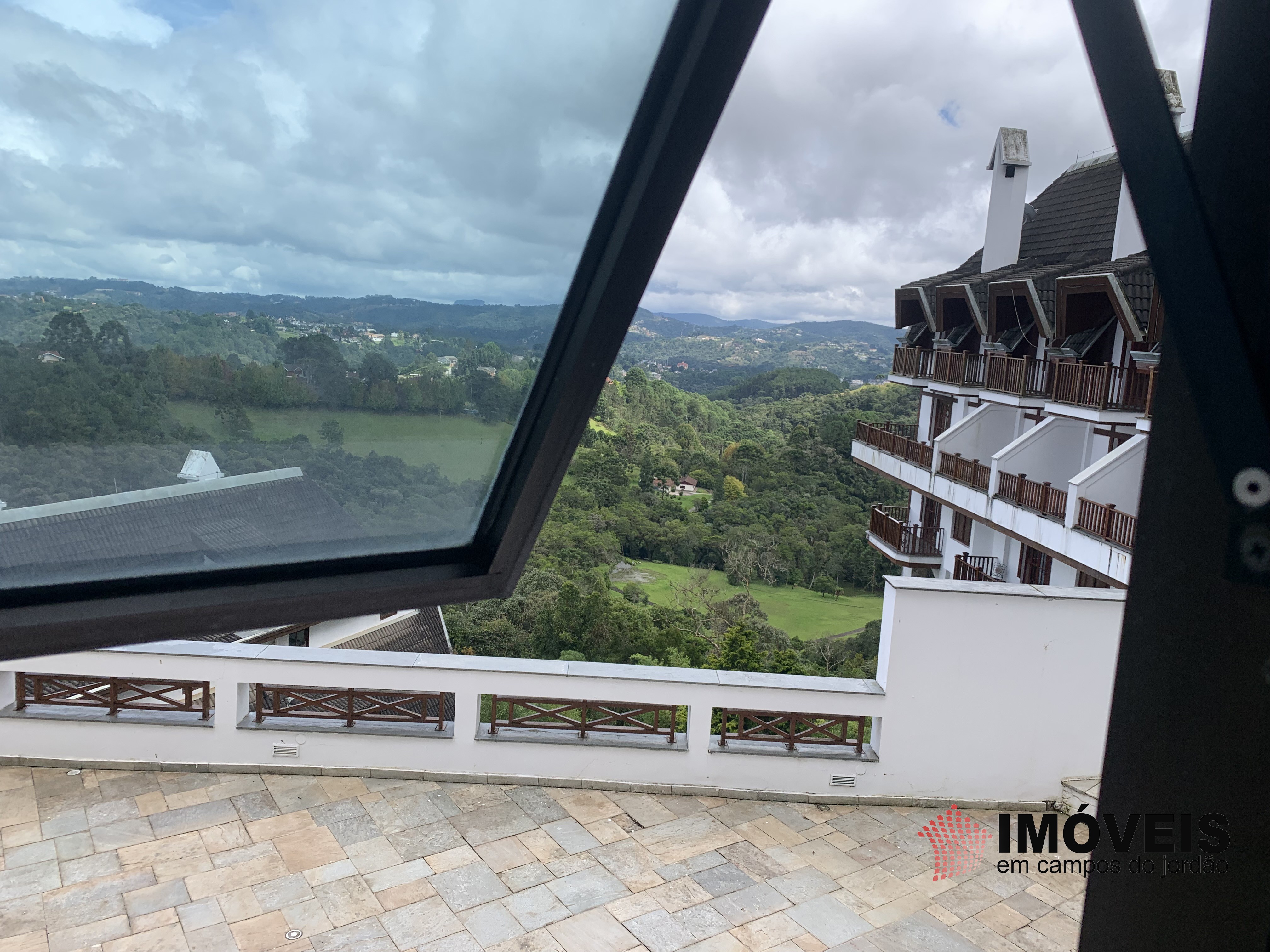 0 para Apartamentos - Venda em Campos do Jordão