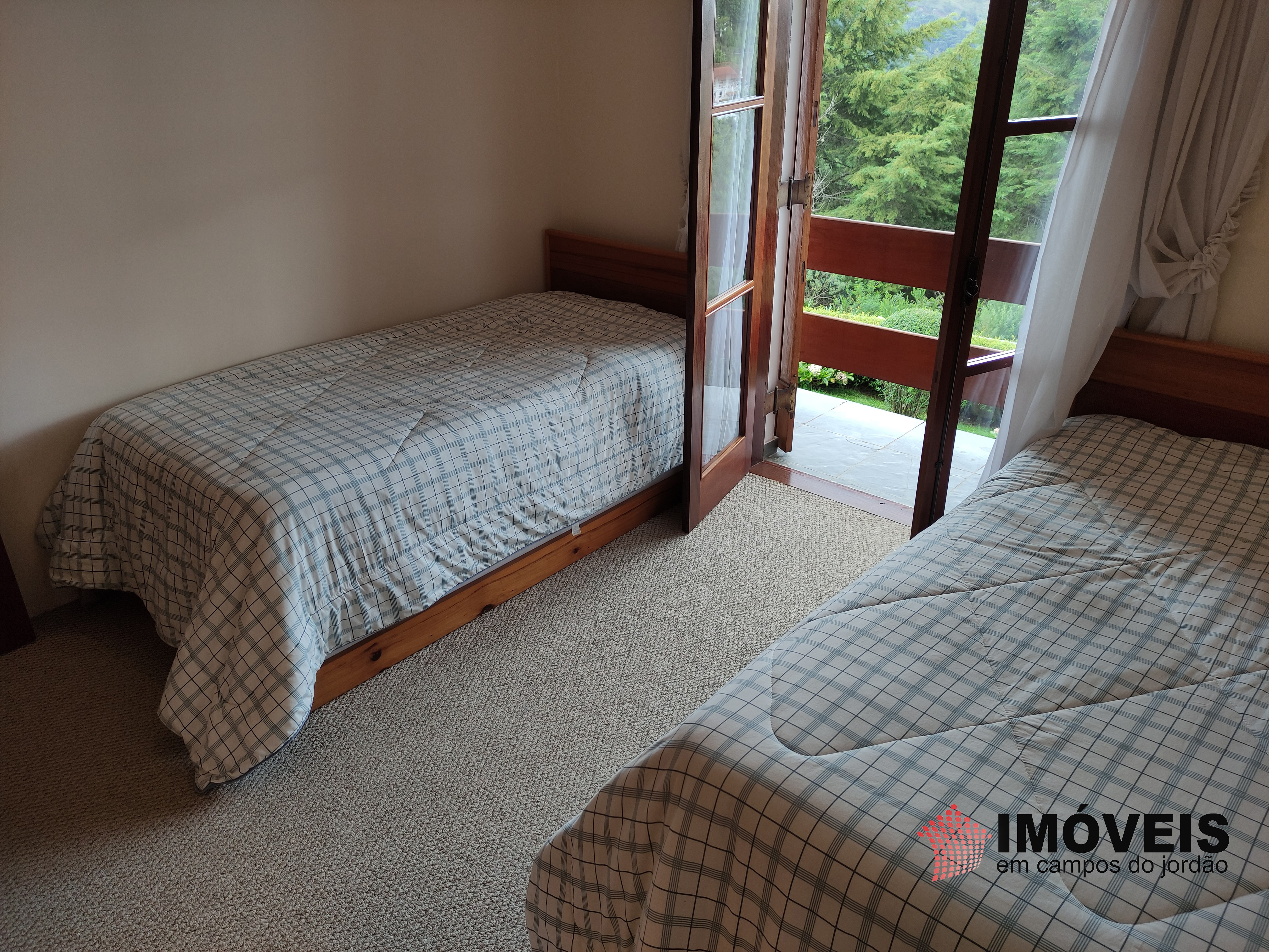 0 para Apartamentos - Venda em Campos do Jordão