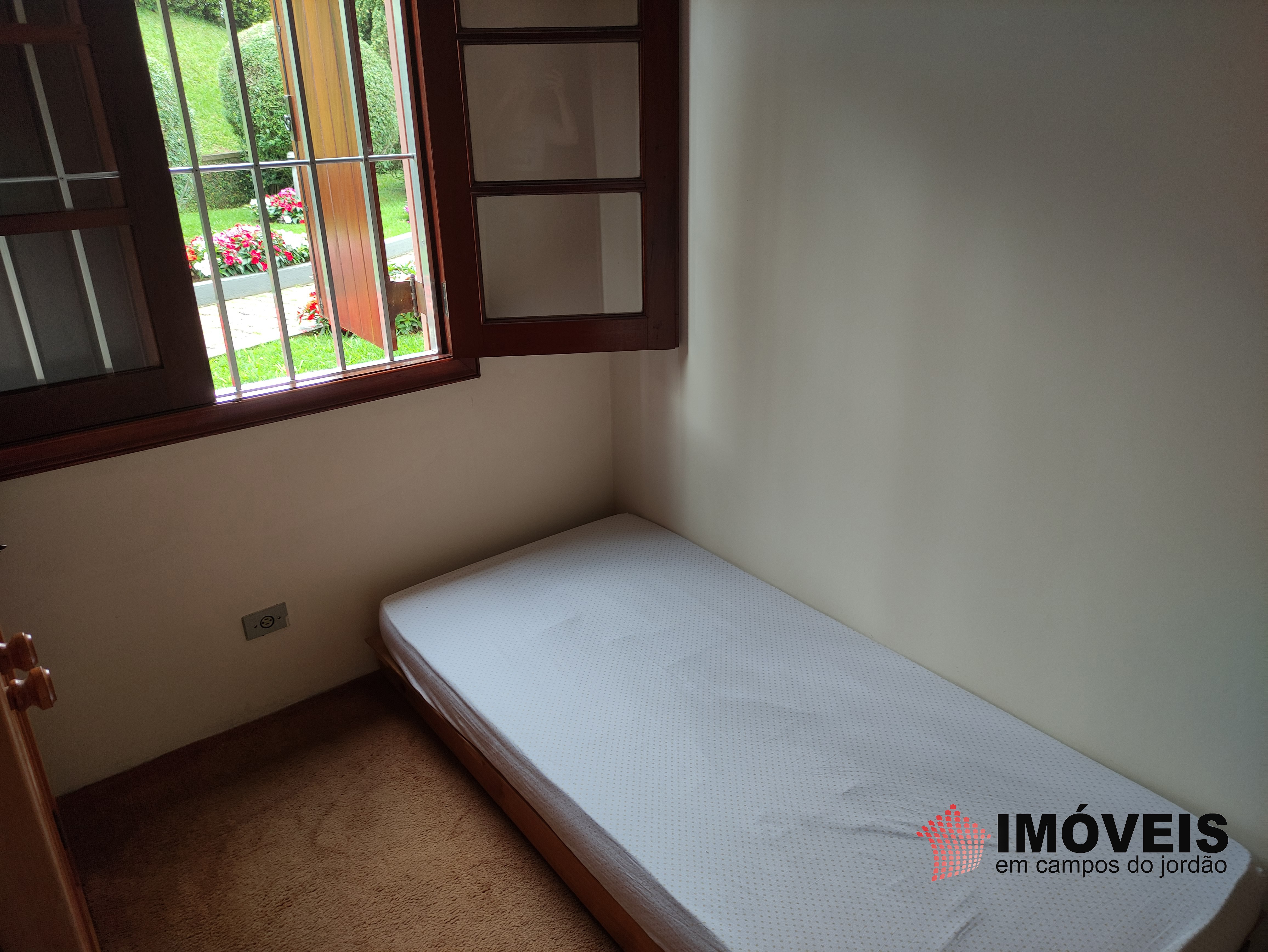 0 para Apartamentos - Venda em Campos do Jordão