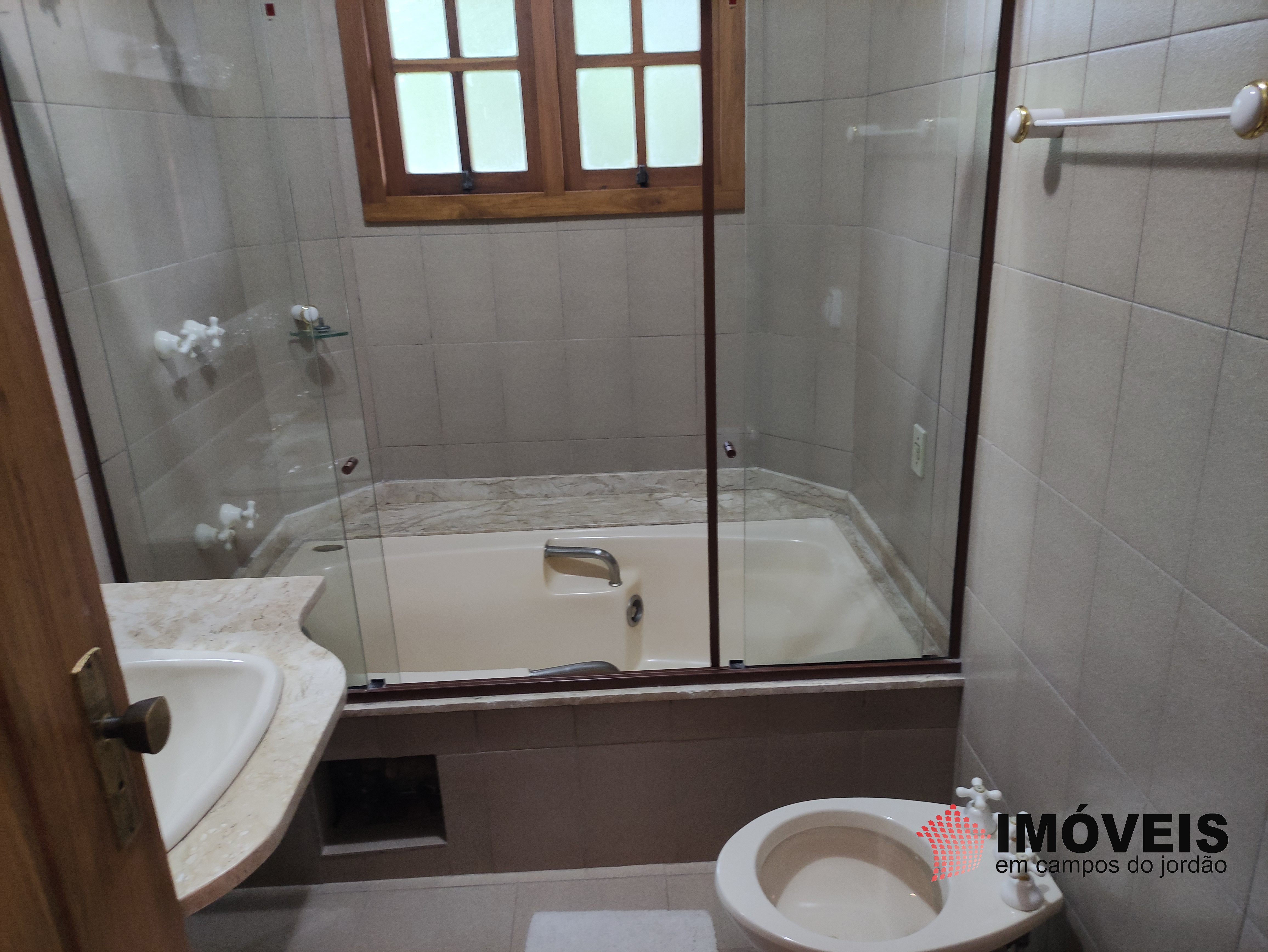 0 para Apartamentos - Venda em Campos do Jordão