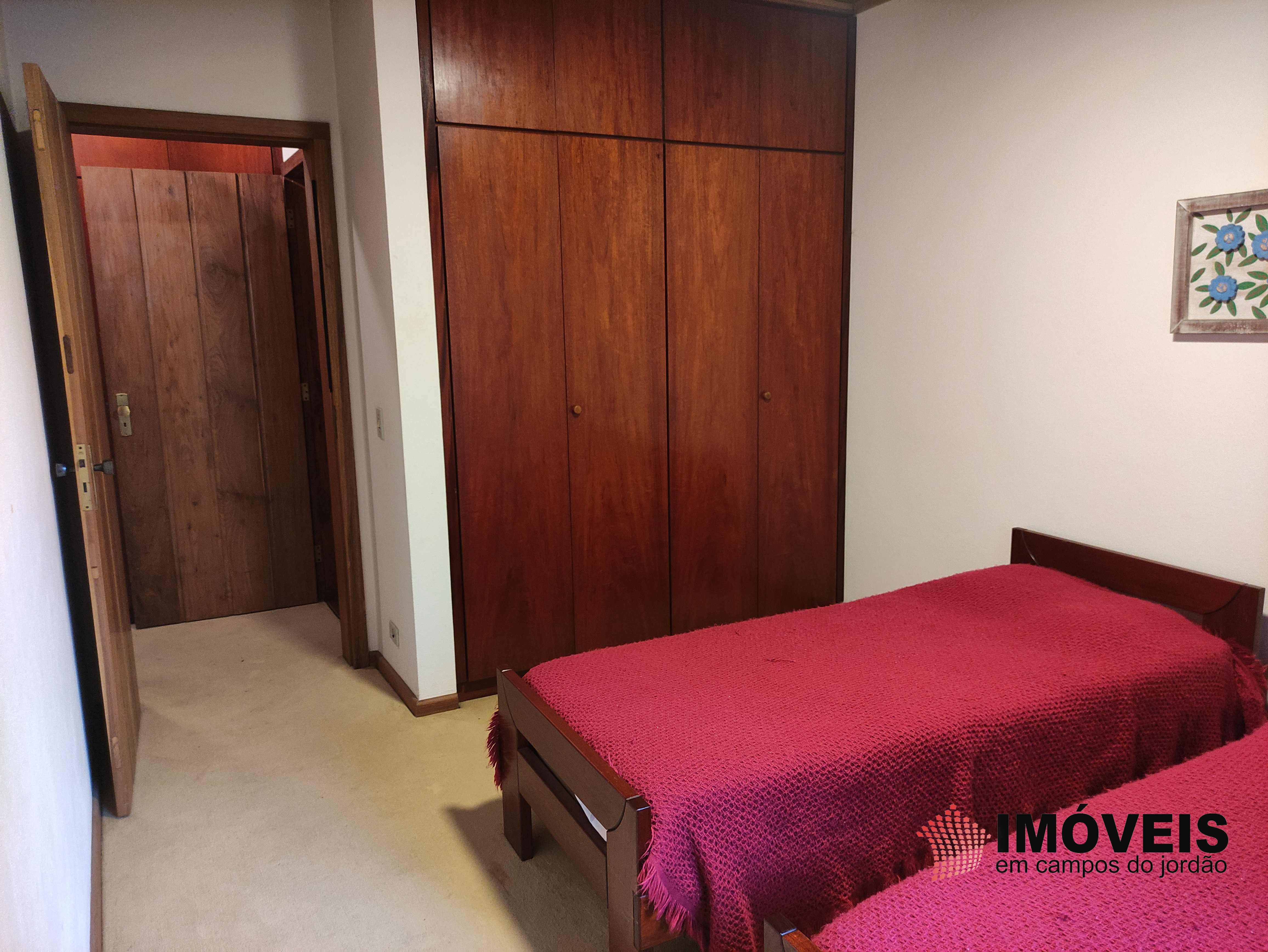 0 para Apartamentos - Venda em Campos do Jordão