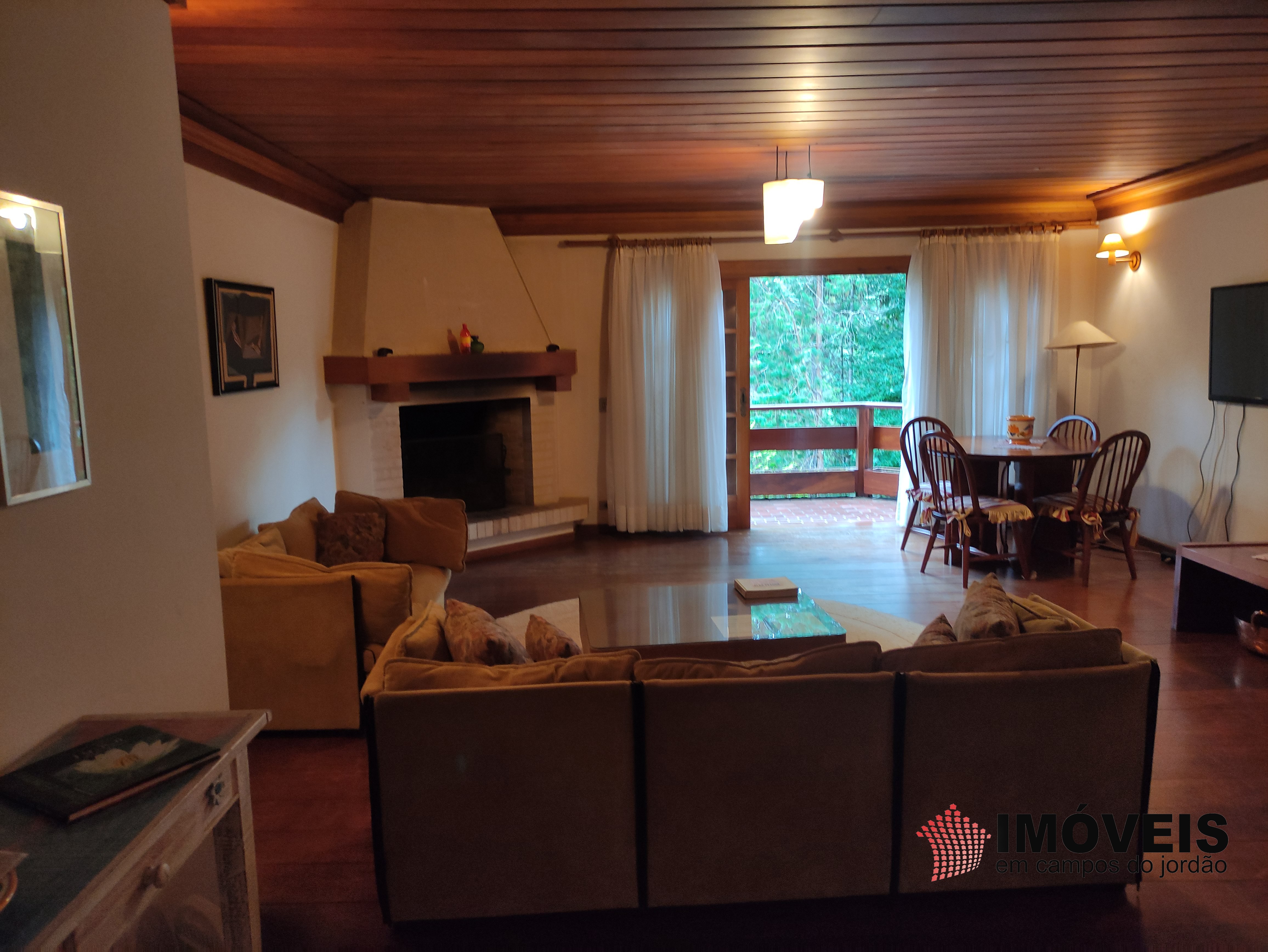 0 para Apartamentos - Venda em Campos do Jordão