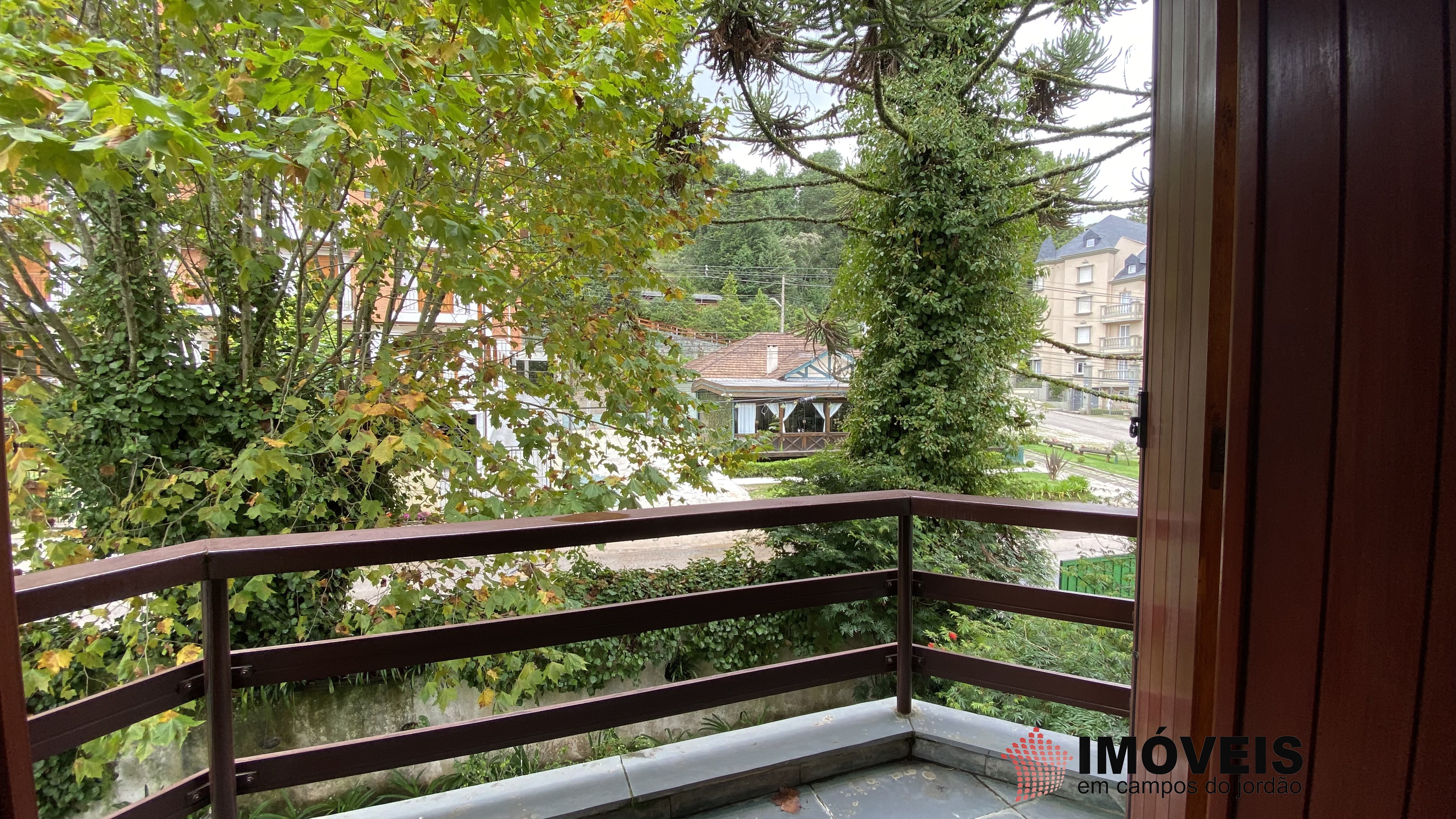 0 para Apartamentos - Venda em Campos do Jordão