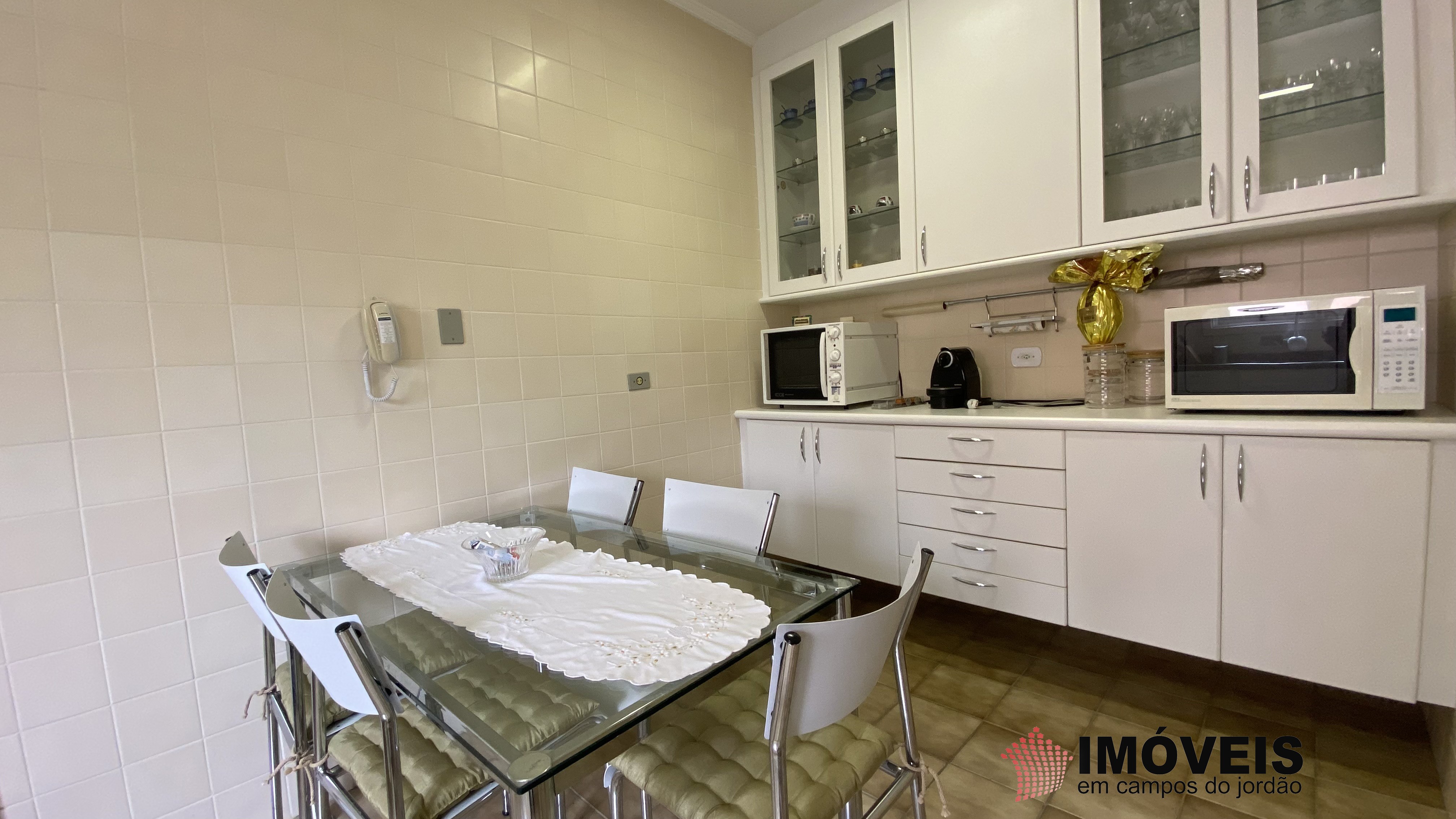 0 para Apartamentos - Venda em Campos do Jordão