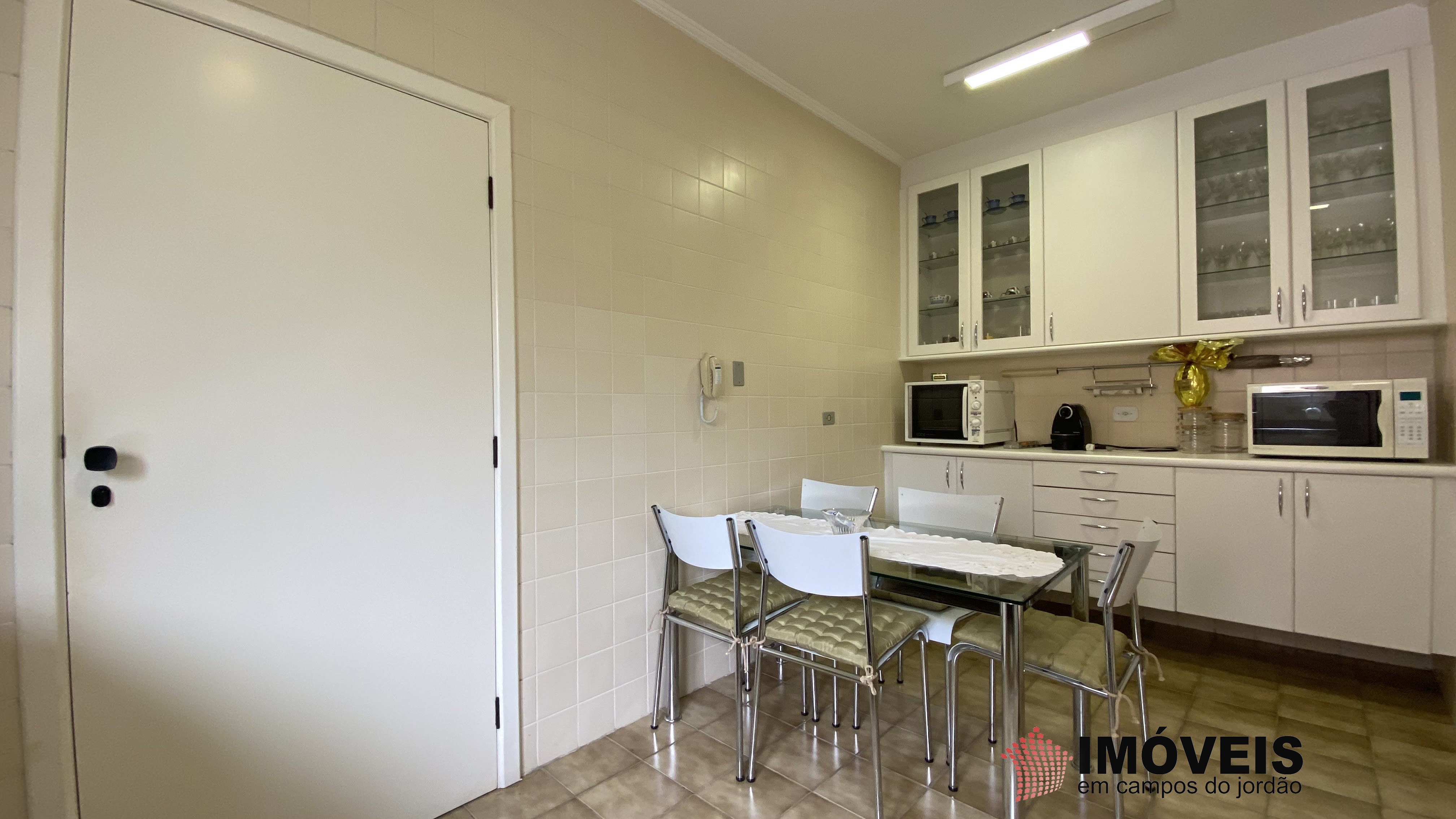 0 para Apartamentos - Venda em Campos do Jordão