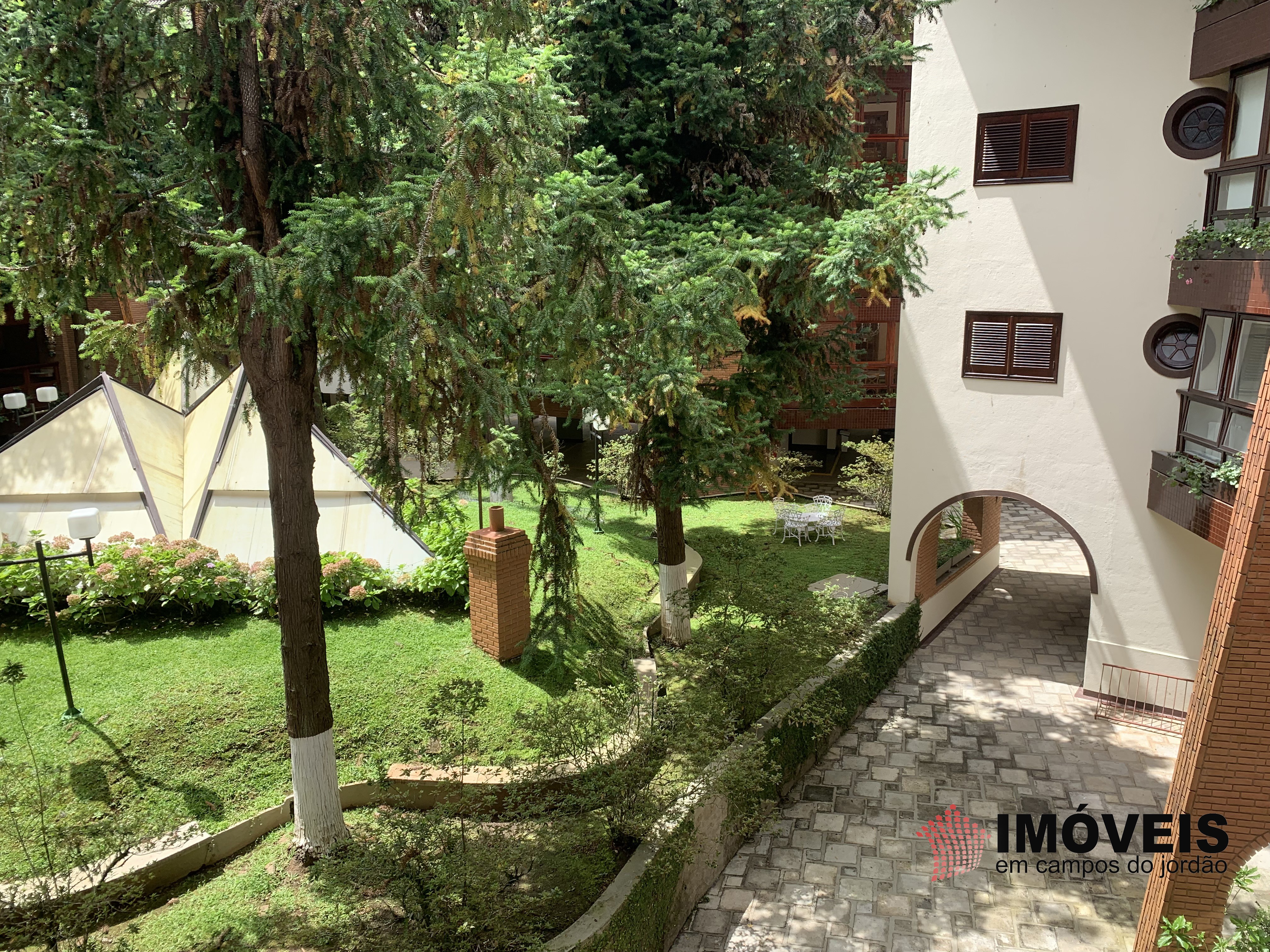 0 para Apartamentos - Venda em Campos do Jordão