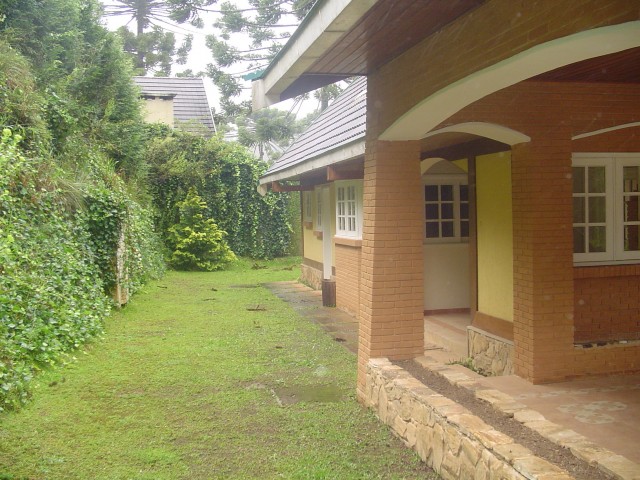 0 para Casas - Venda em Campos do Jordão