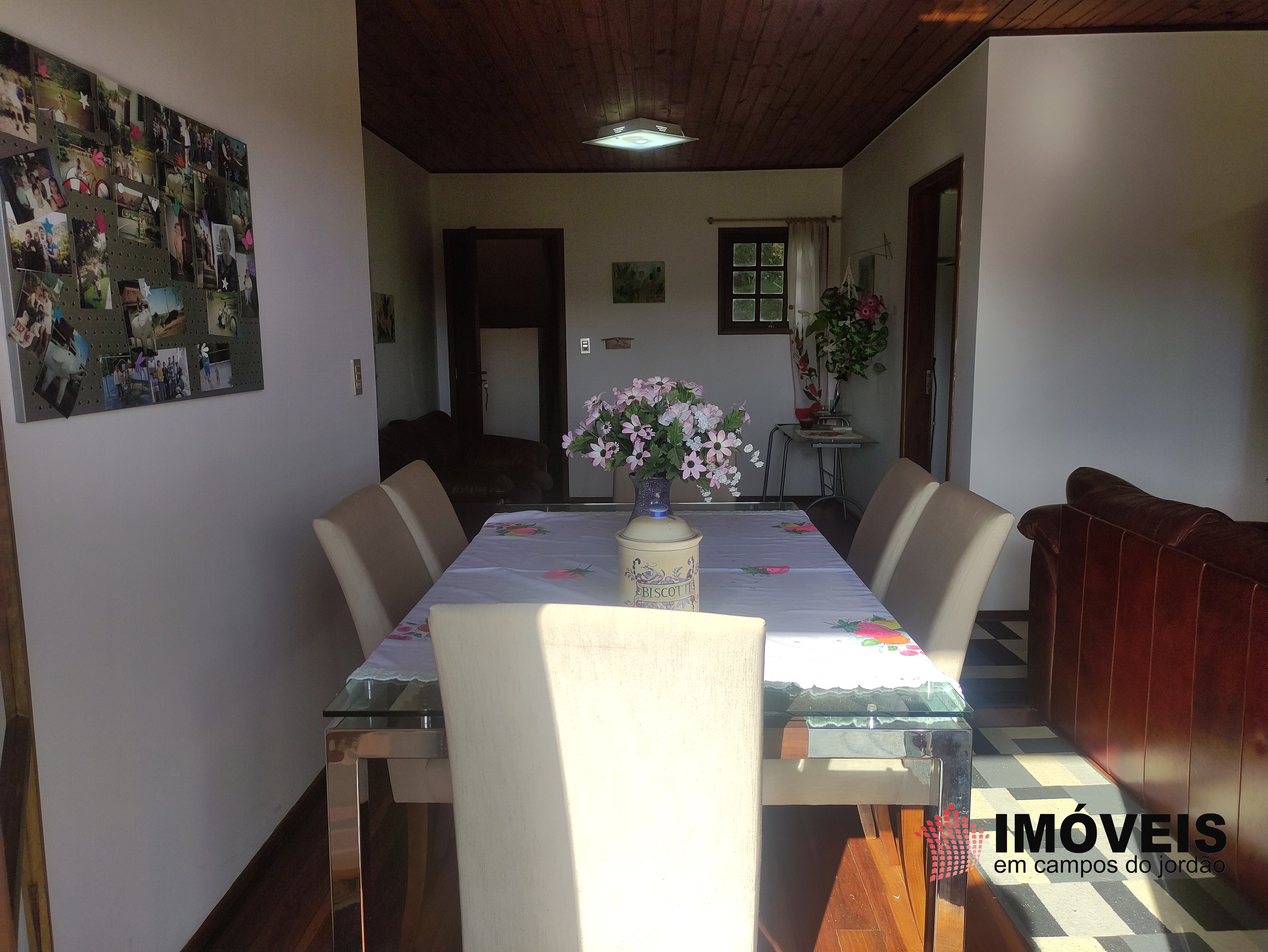 0 para Apartamentos - Venda em Campos do Jordão