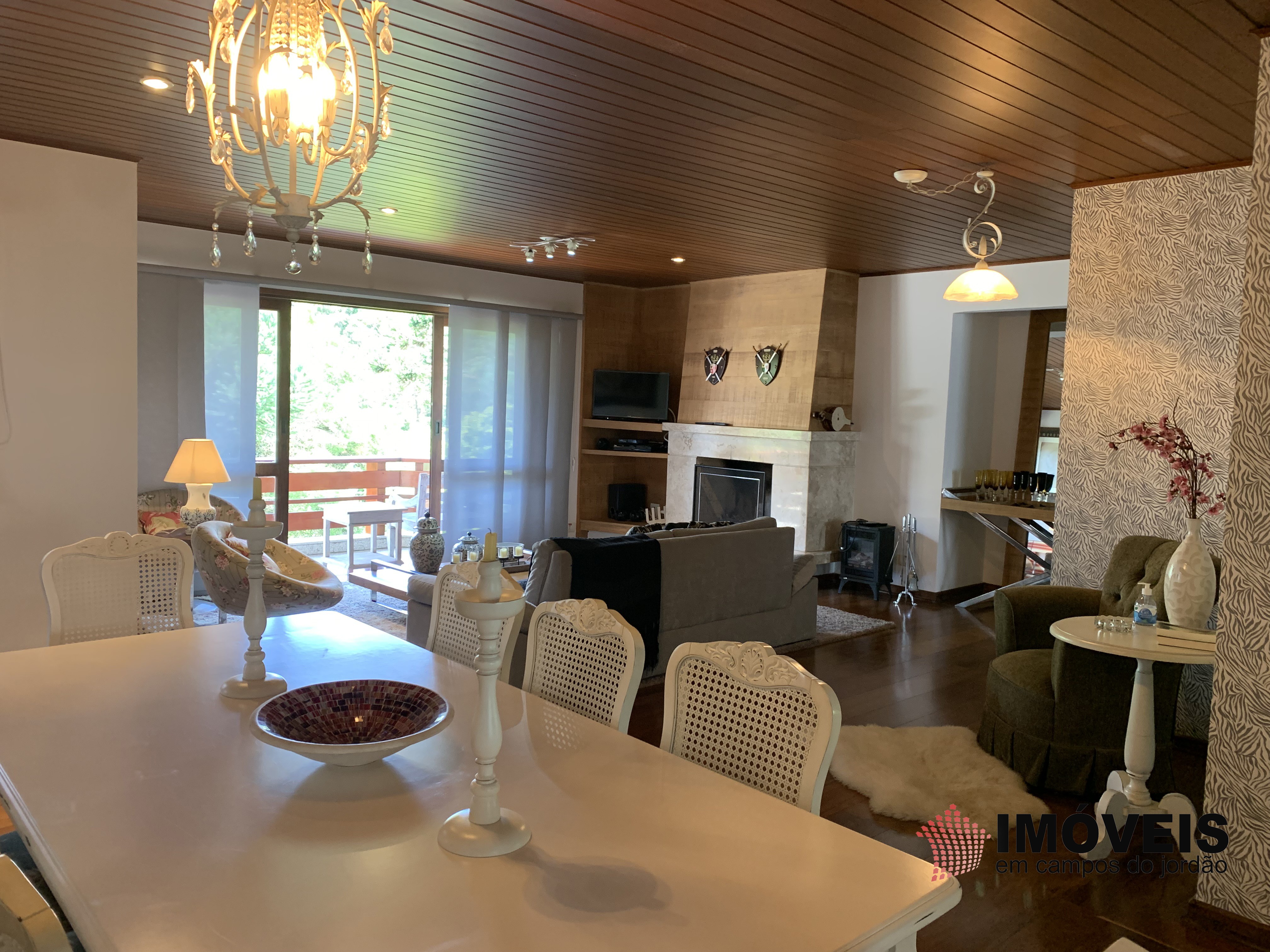 0 para Apartamentos - Venda em Campos do Jordão