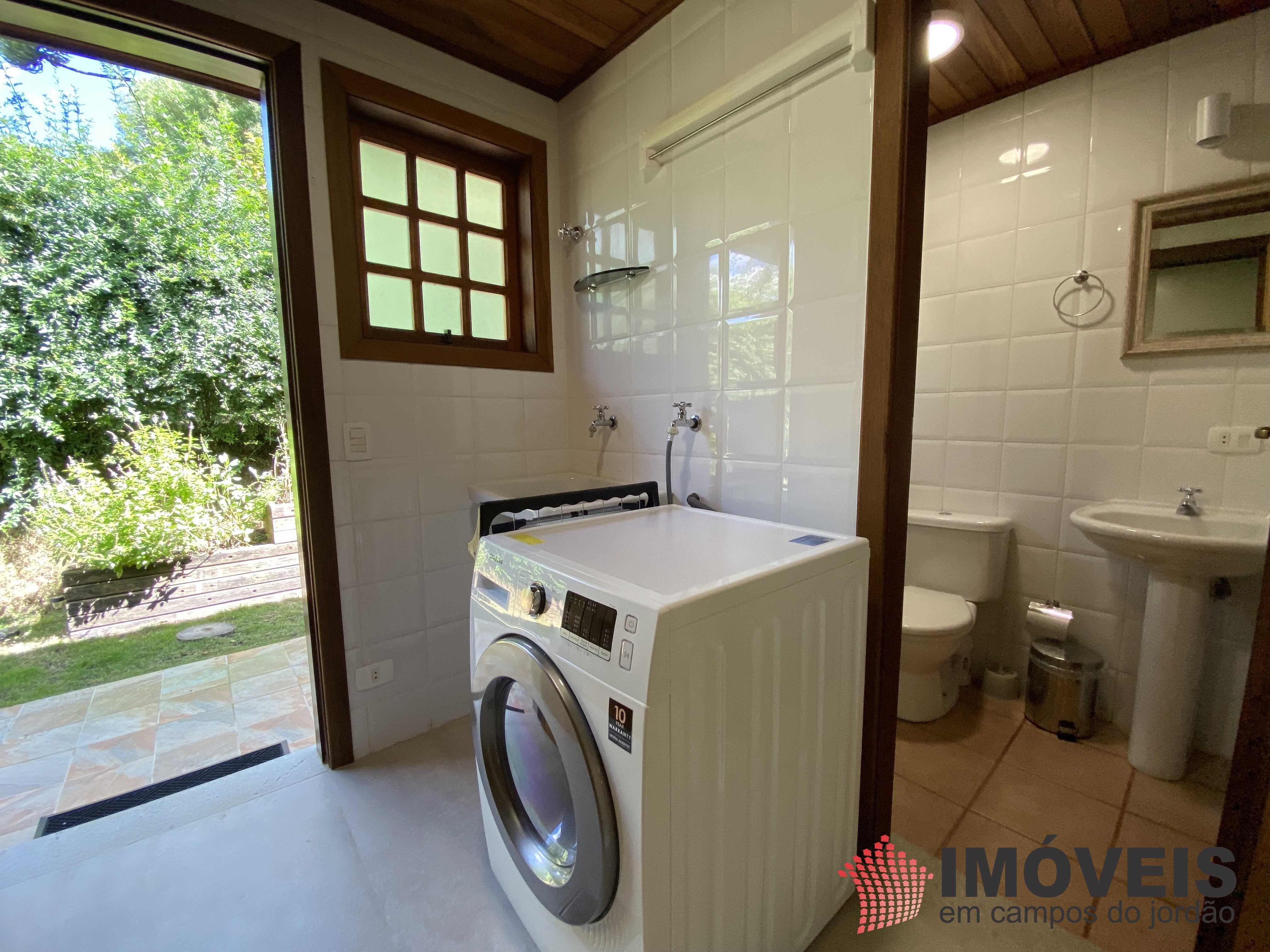 1 para Casas - Venda em Campos do Jordão