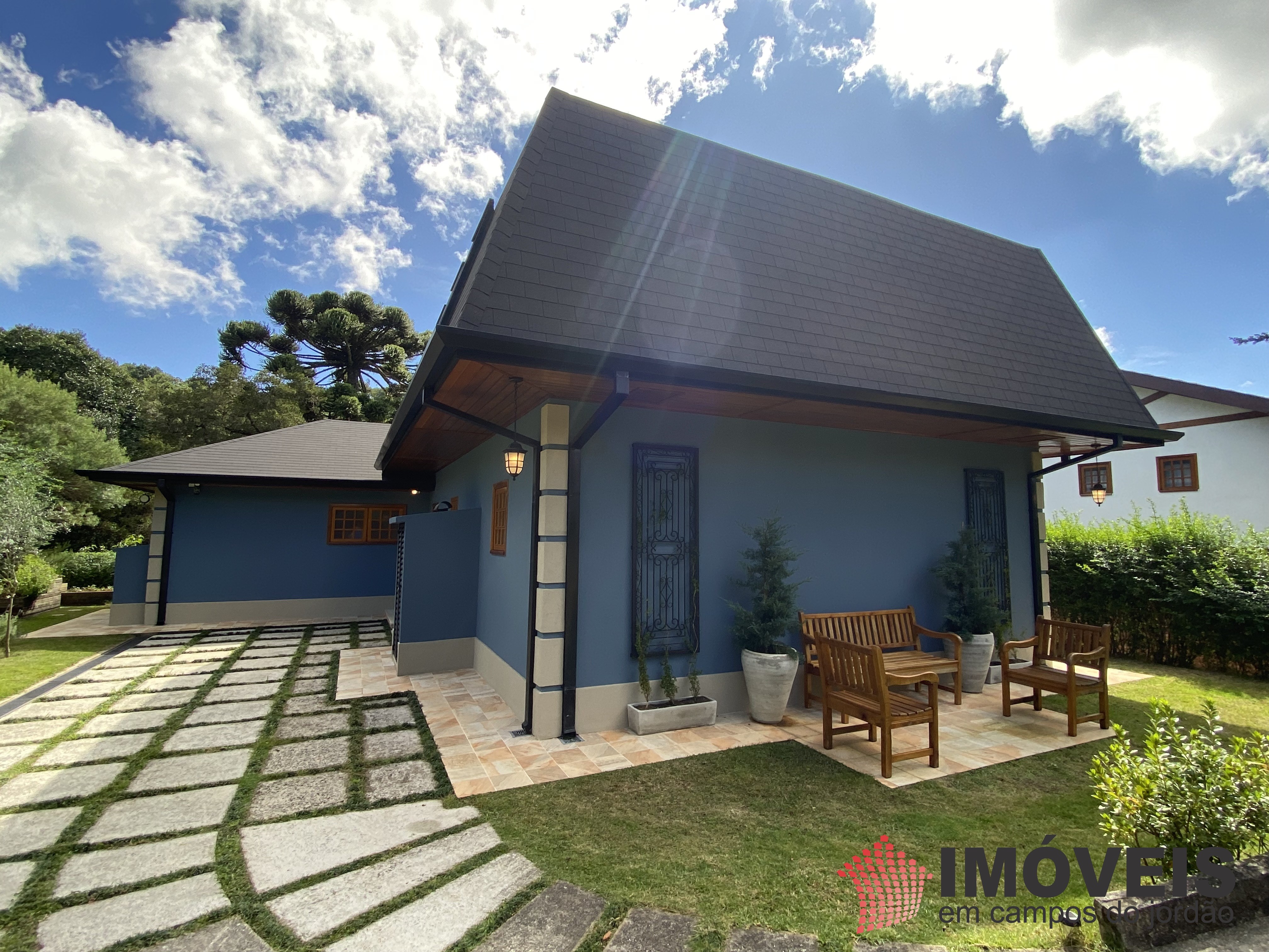 1 para Casas - Venda em Campos do Jordão