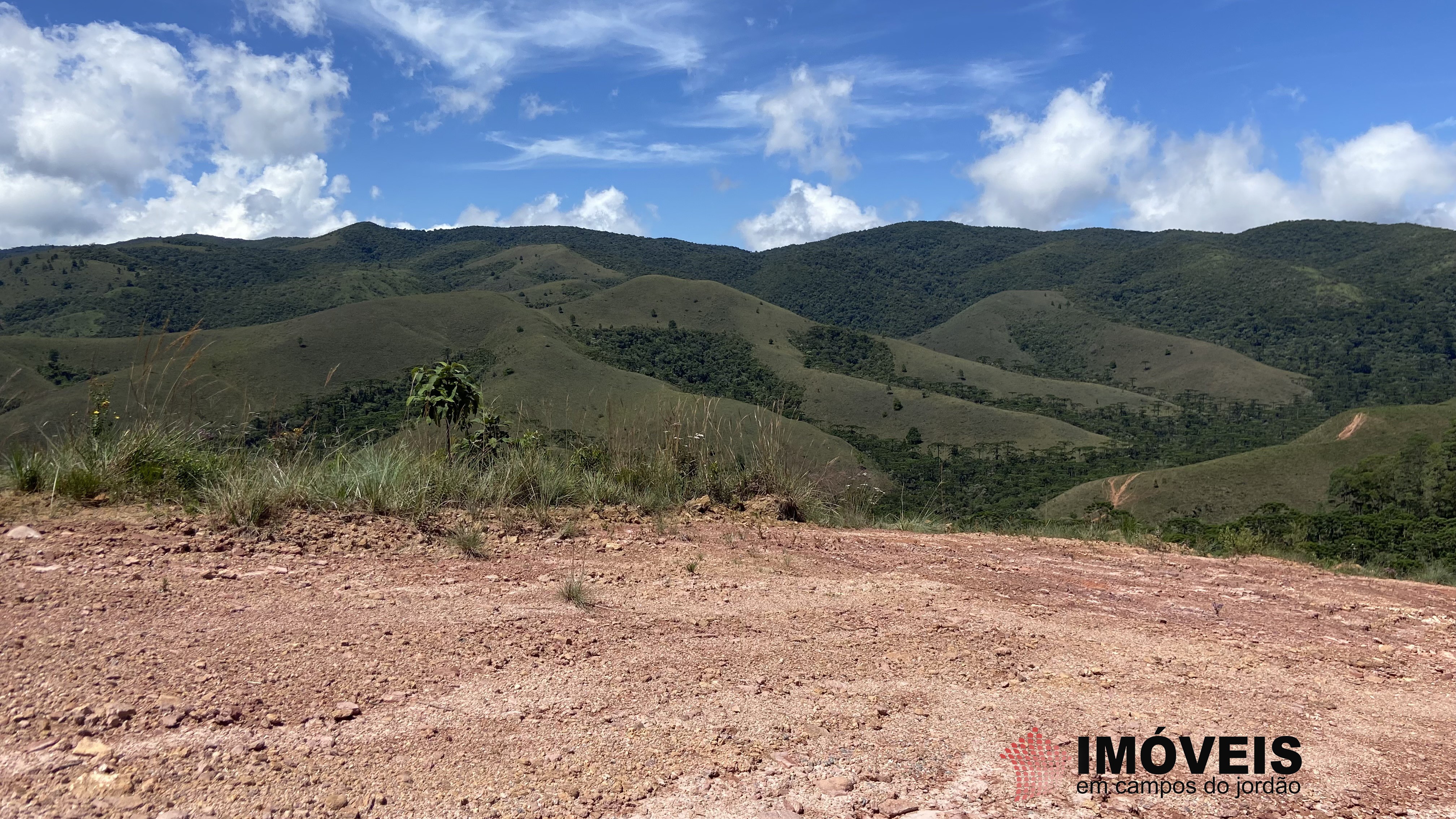 0 para Terrenos - Venda em Campos do Jordão
