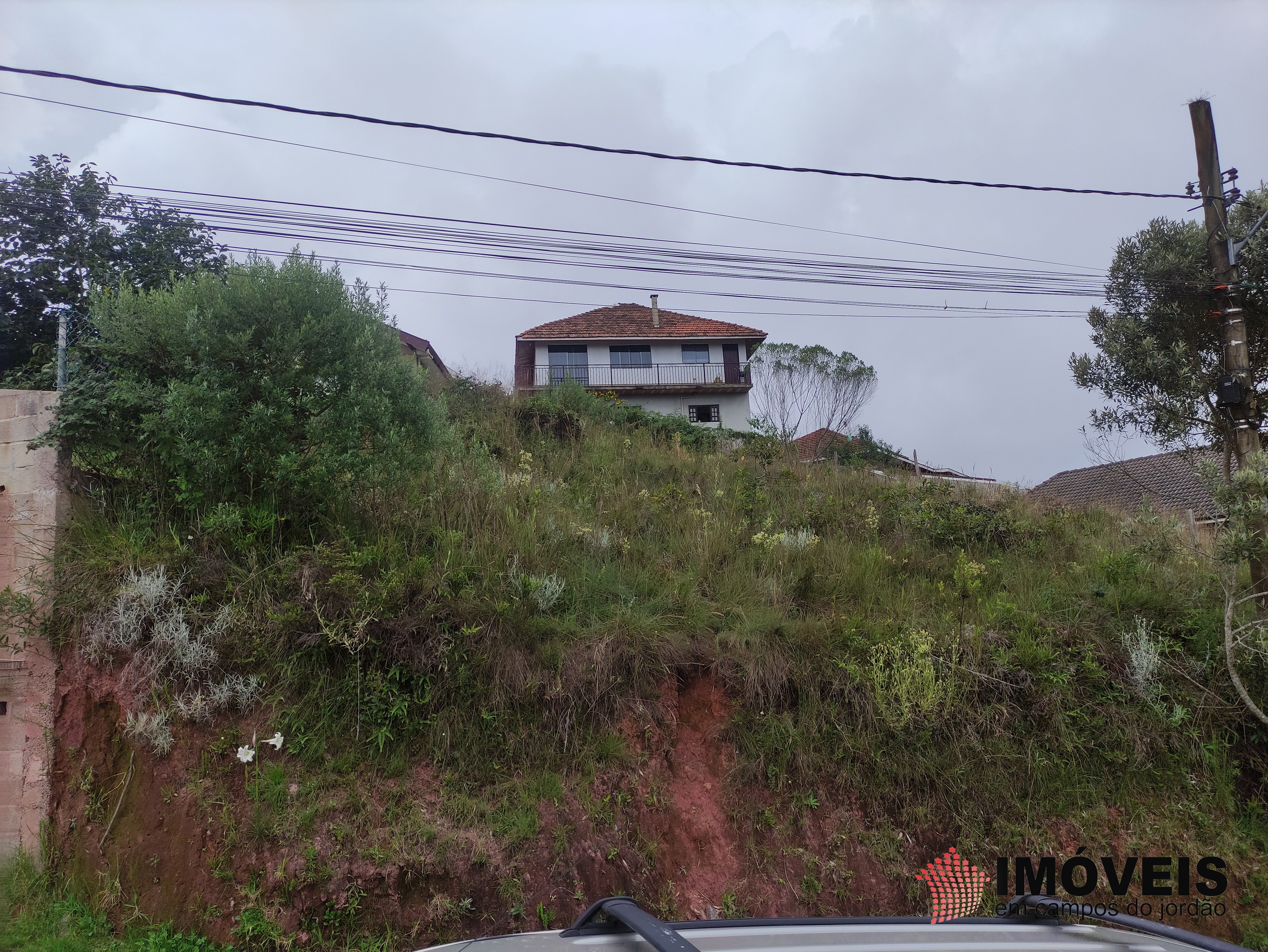 0 para Terrenos - Venda em Campos do Jordão