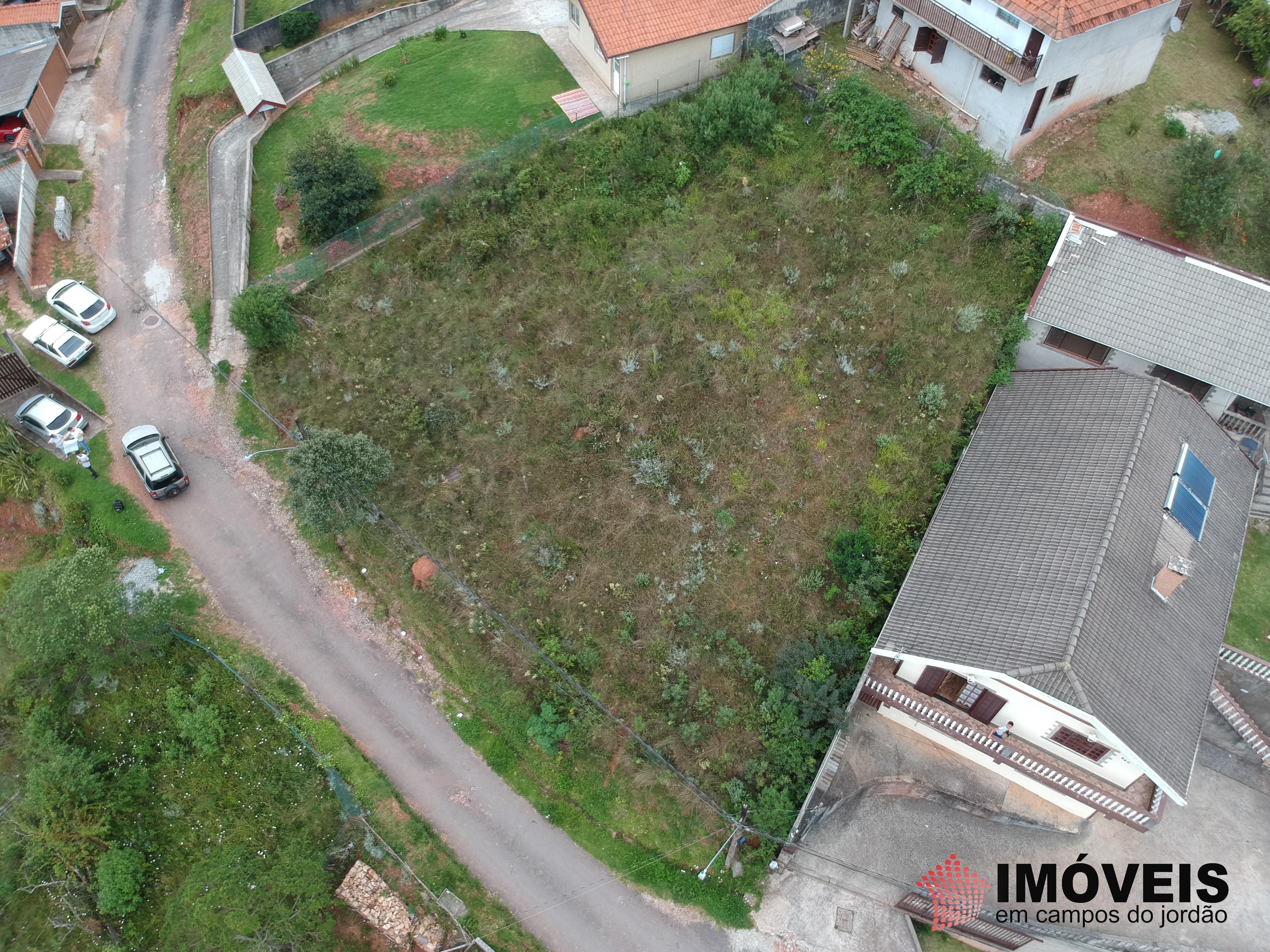 0 para Terrenos - Venda em Campos do Jordão