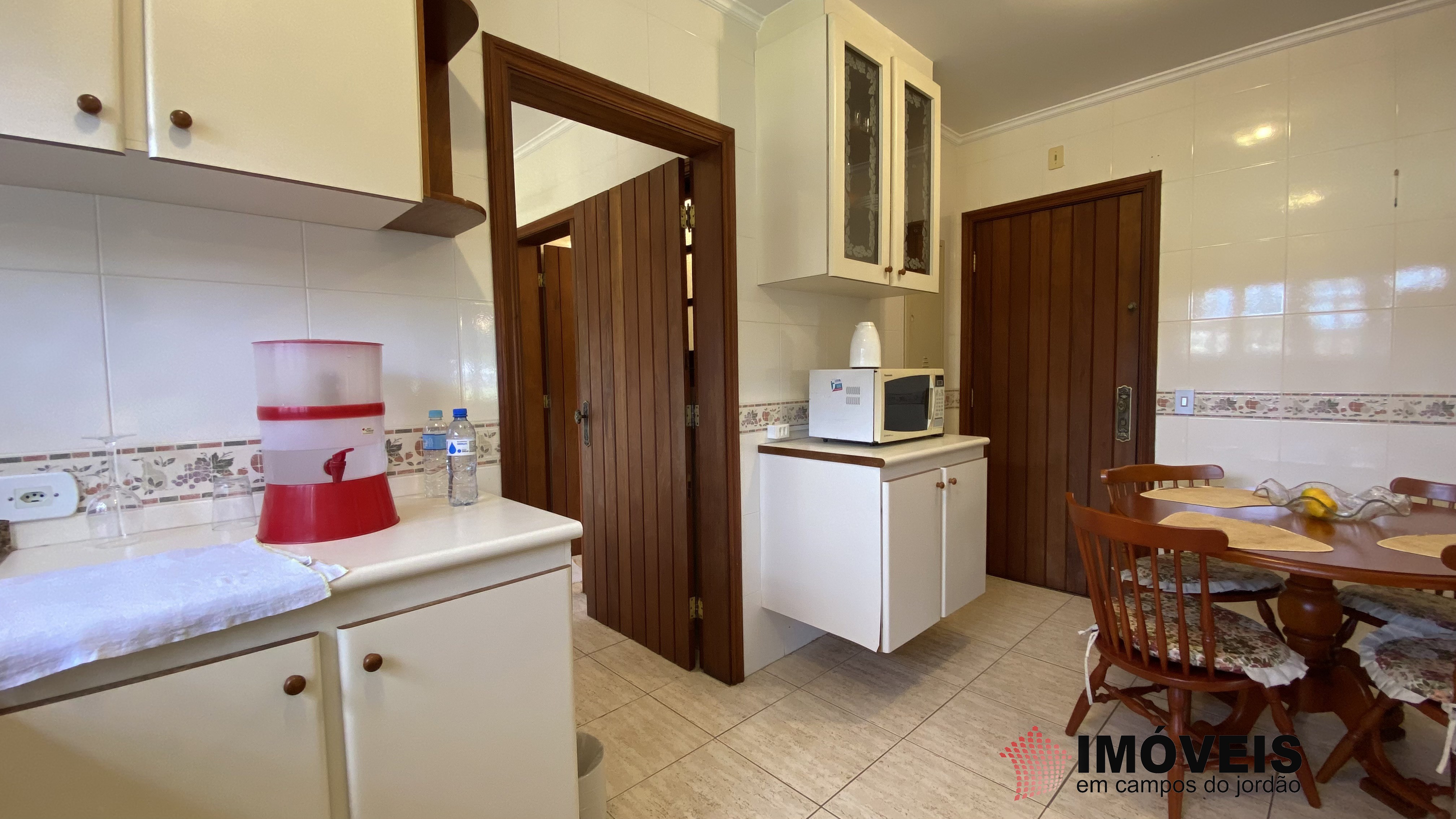 0 para Apartamentos - Venda em Campos do Jordão