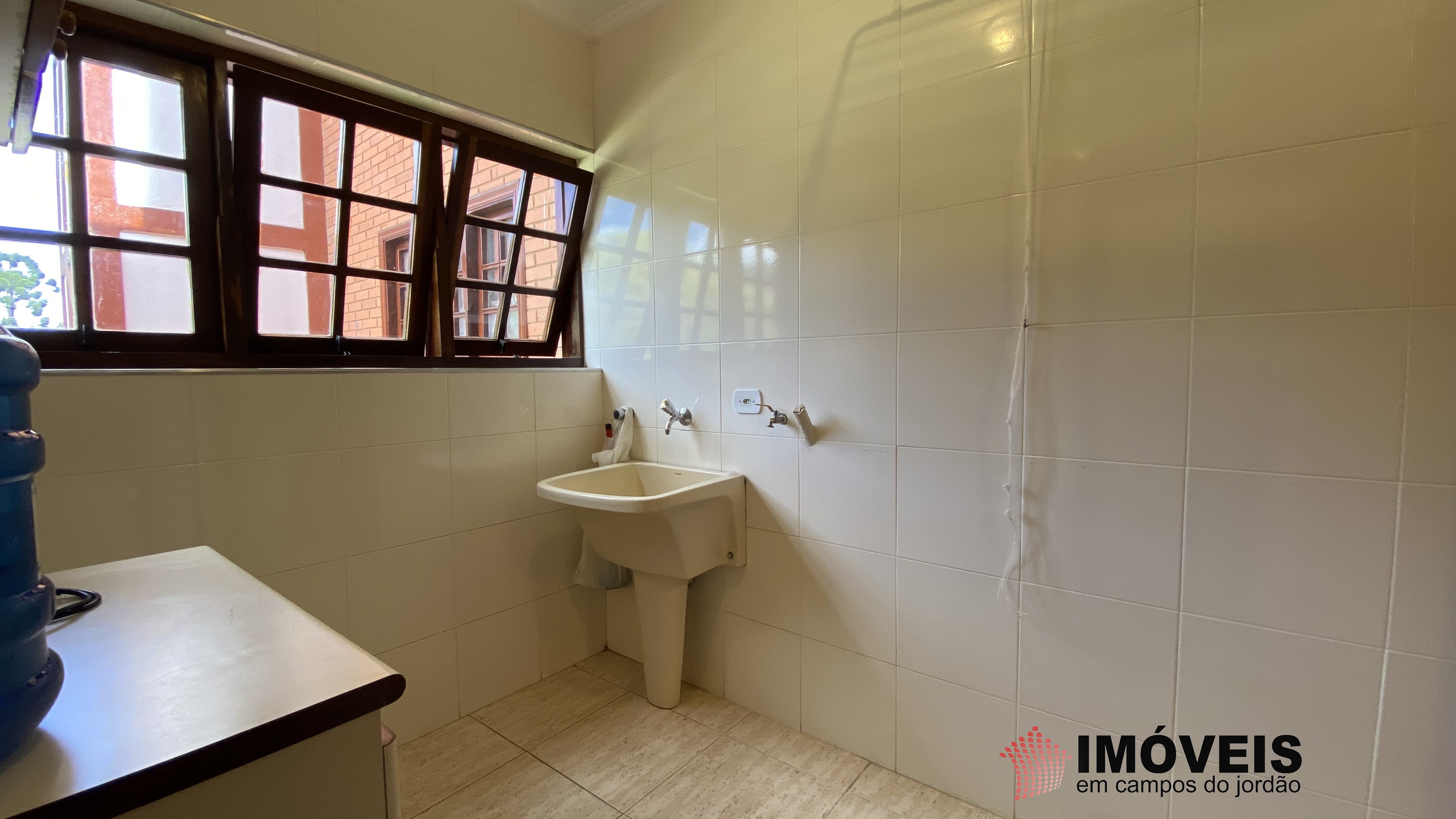 0 para Apartamentos - Venda em Campos do Jordão