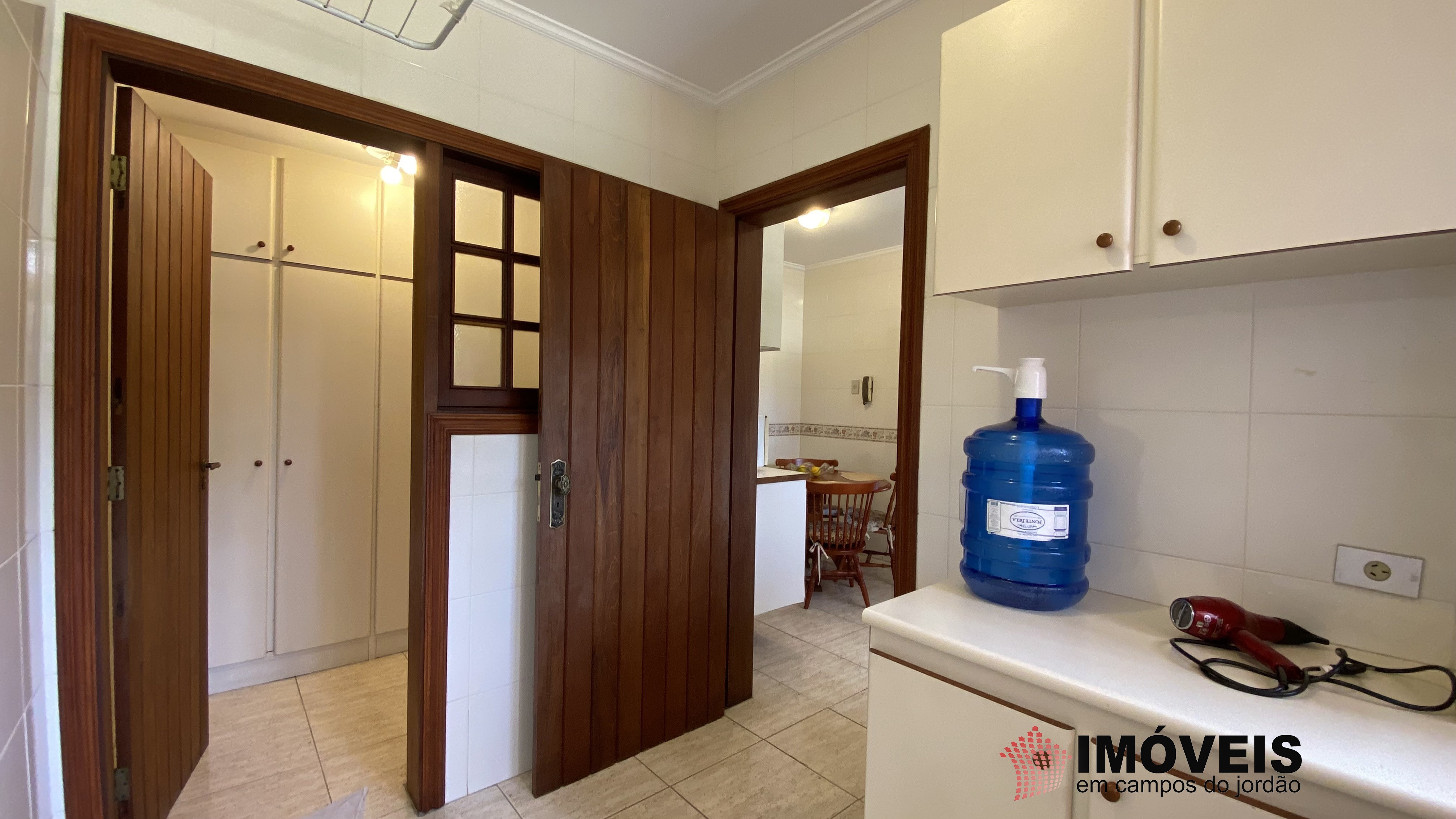 0 para Apartamentos - Venda em Campos do Jordão